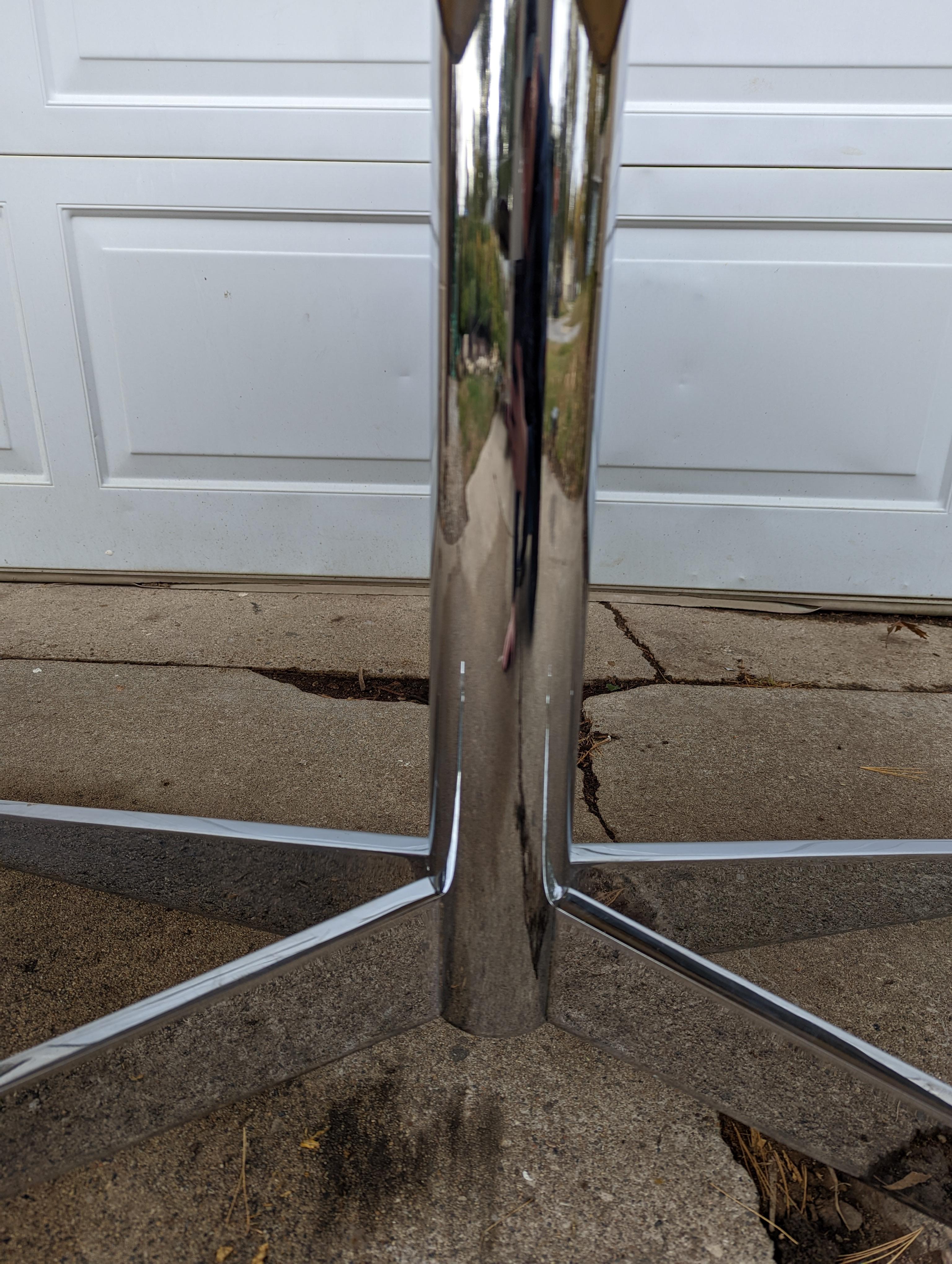 White Oak Oval Table in the Style of Florence Knoll 7