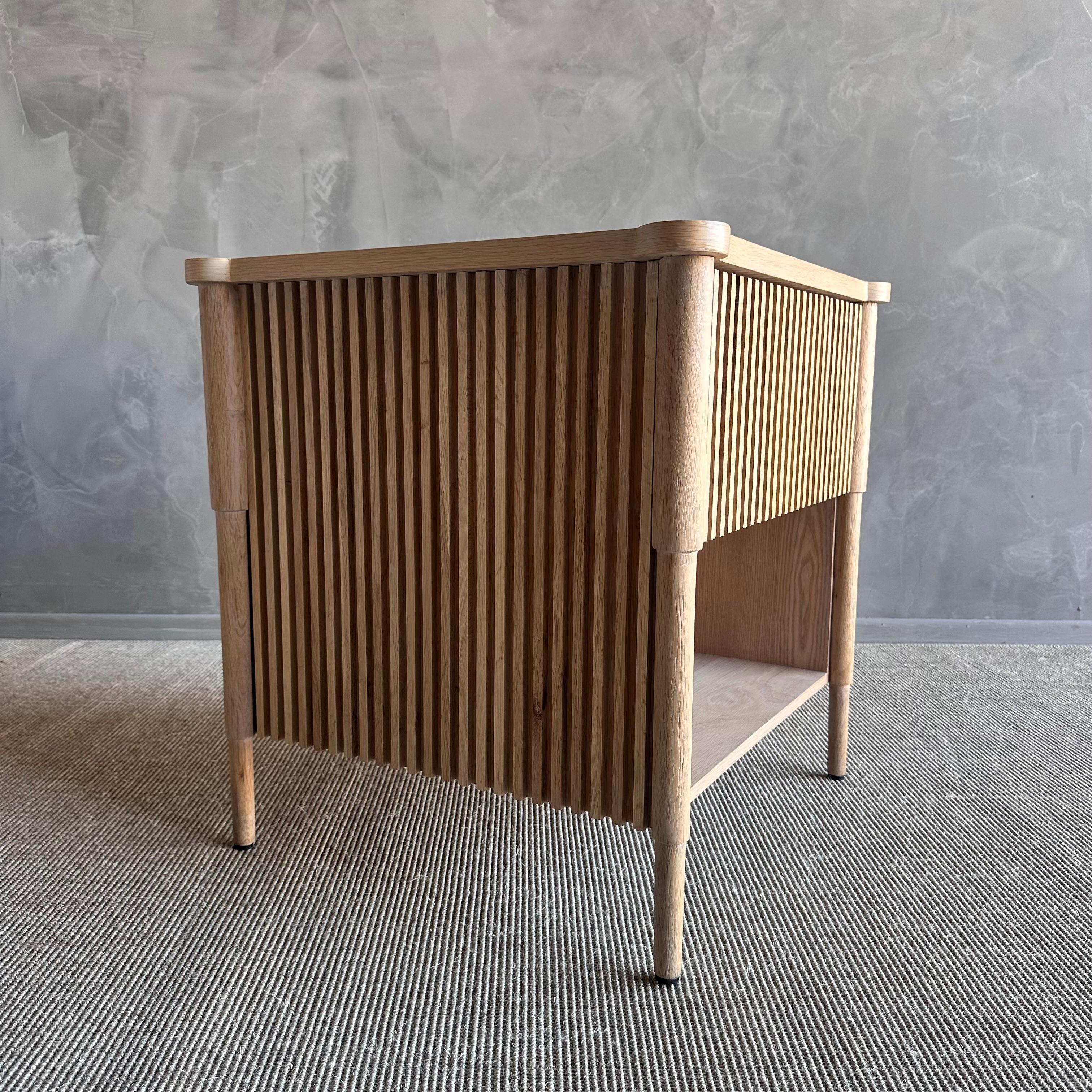 Wood White Oak Reeded Nightstand with Drawer For Sale