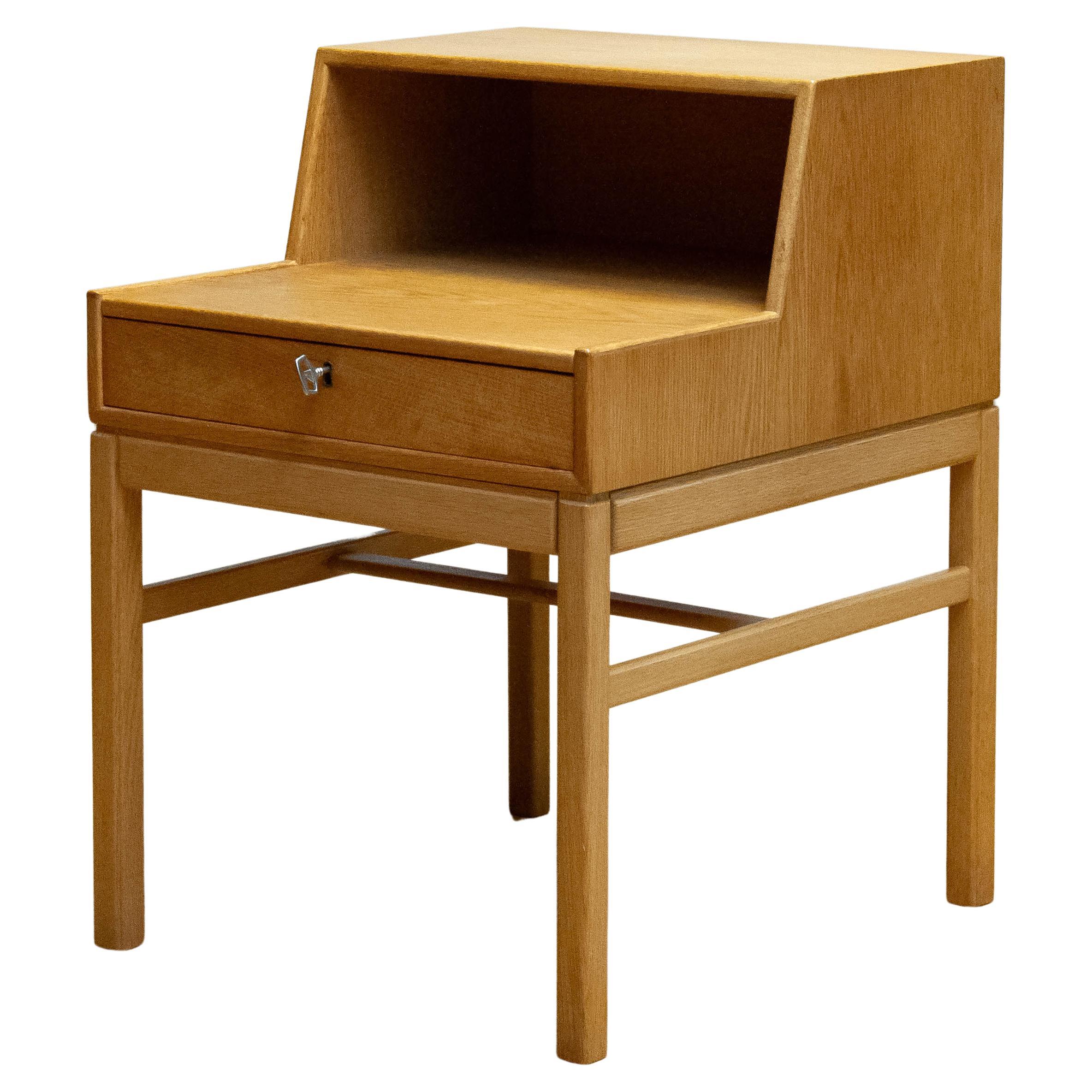 White Oak Side Table "Casino" By Sven Engström & Gunnar For Tingströms. 1960s
