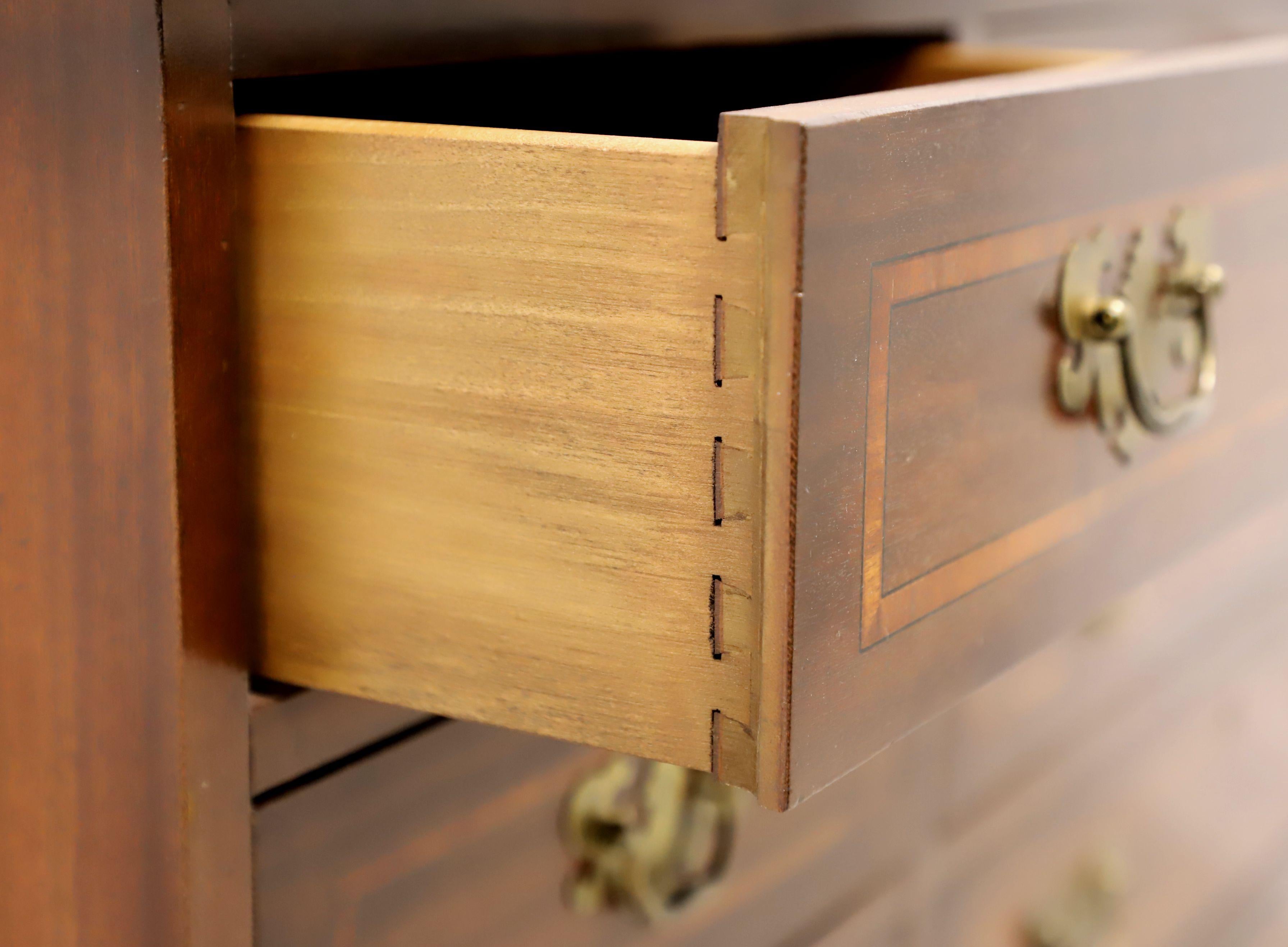 WHITE OF MEBANE Banded Mahogany Chippendale Dressing Chest For Sale 4