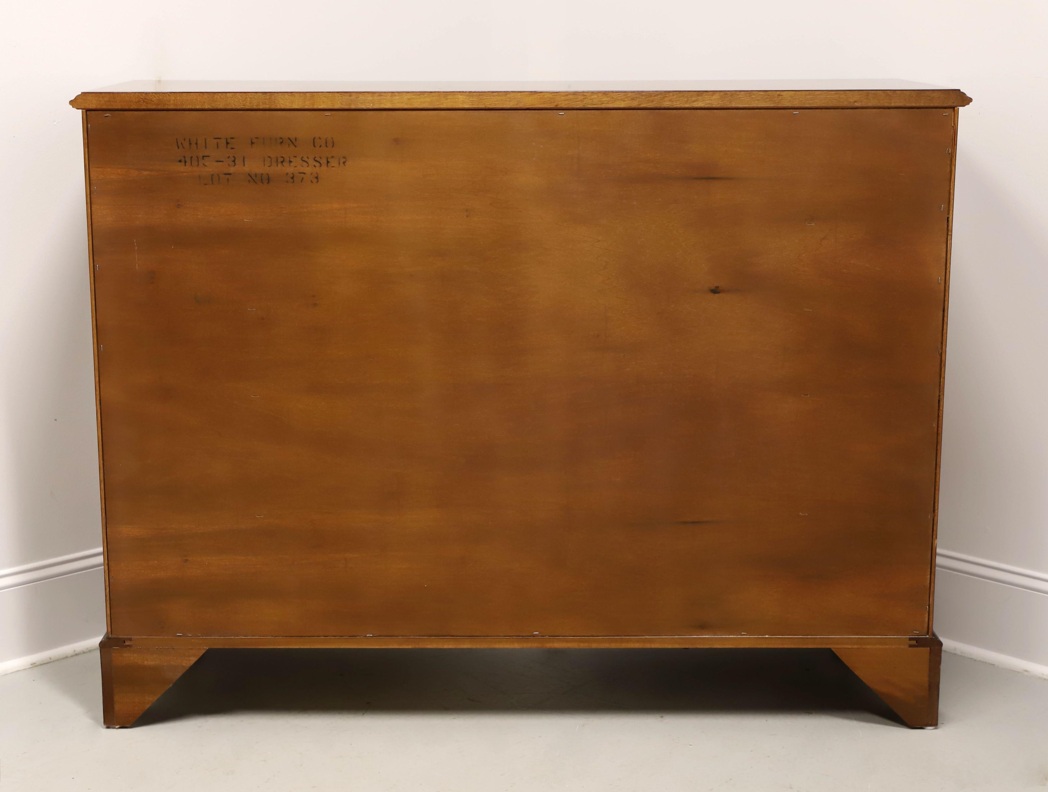 WHITE OF MEBANE Banded Mahogany Chippendale Dressing Chest In Good Condition For Sale In Charlotte, NC