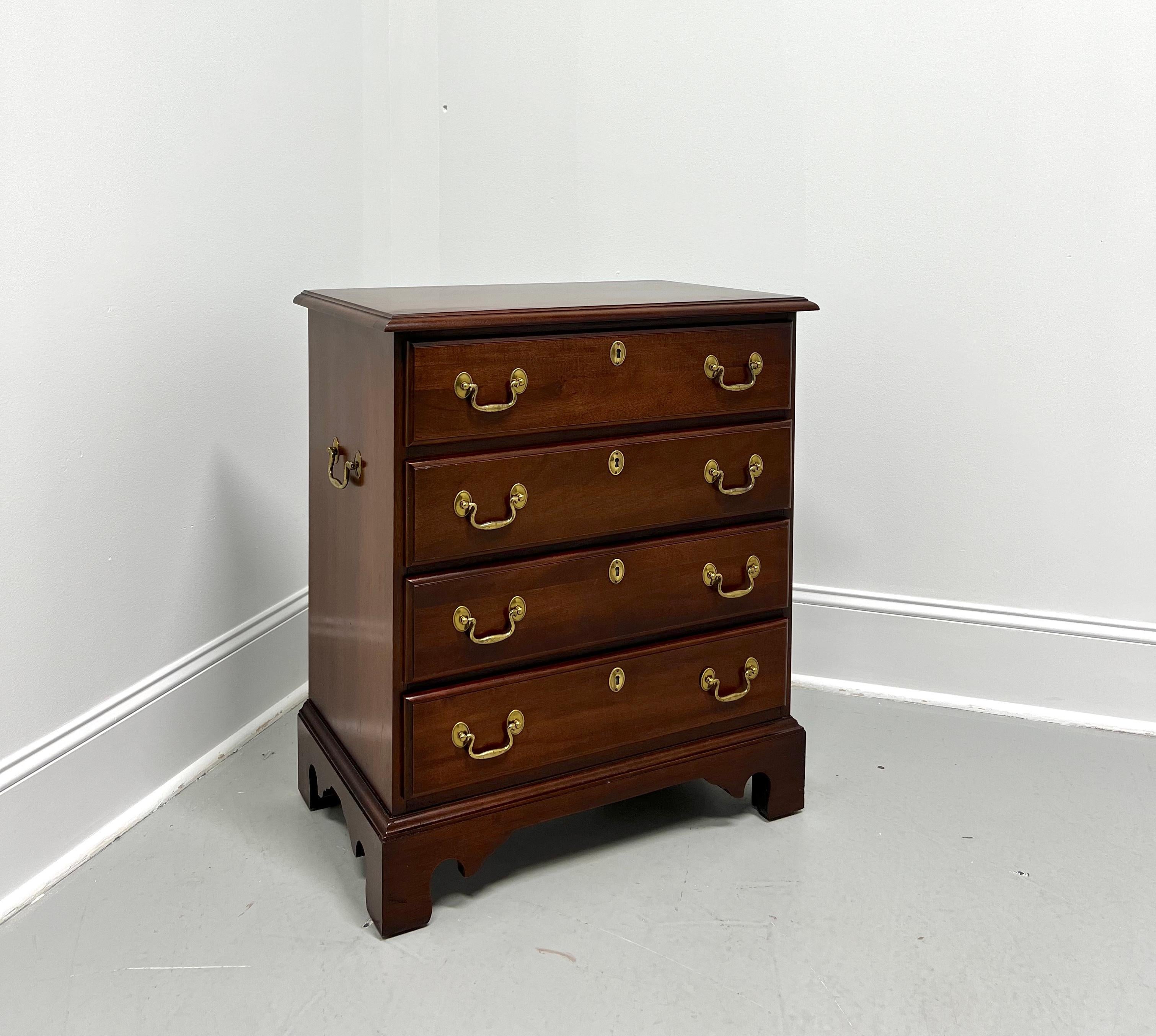 WHITE OF MEBANE Mahogany Chippendale Nightstand Bedside Chest 6