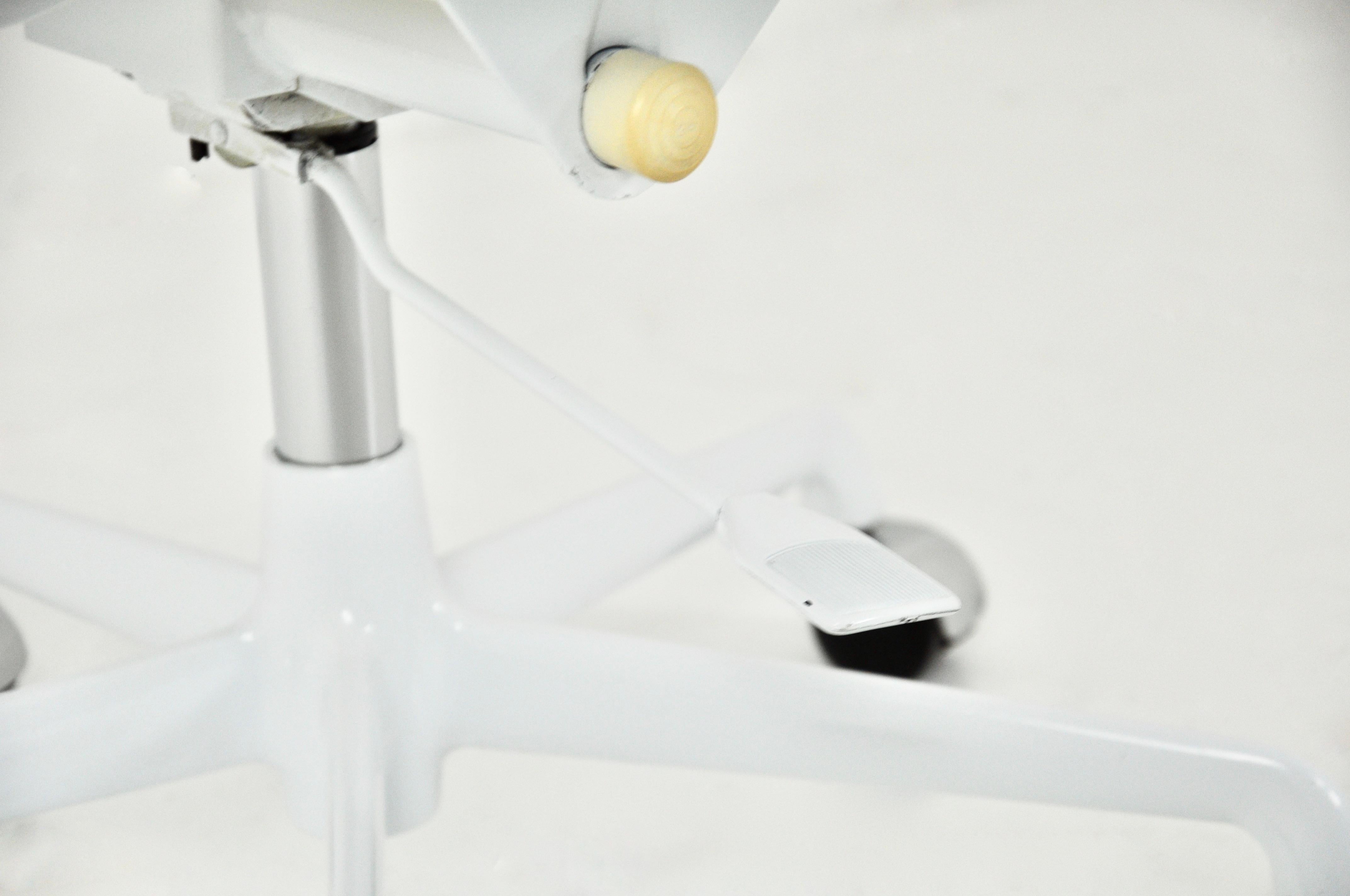 White Office Chair by Charles & Ray Eames for Herman Miller 1970s For Sale 5
