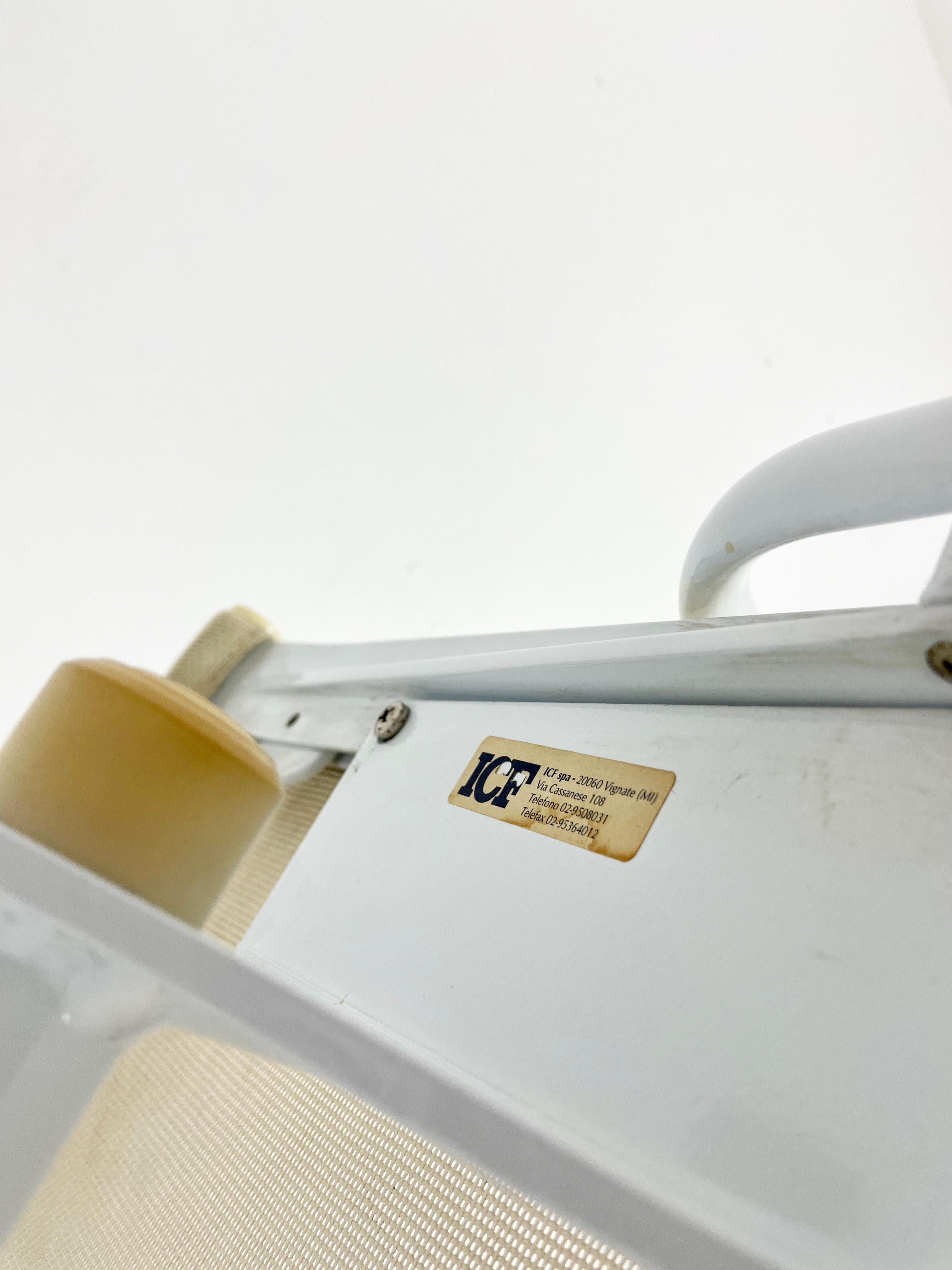 White Office Chair by Charles & Ray Eames for Herman Miller 1970s For Sale 6