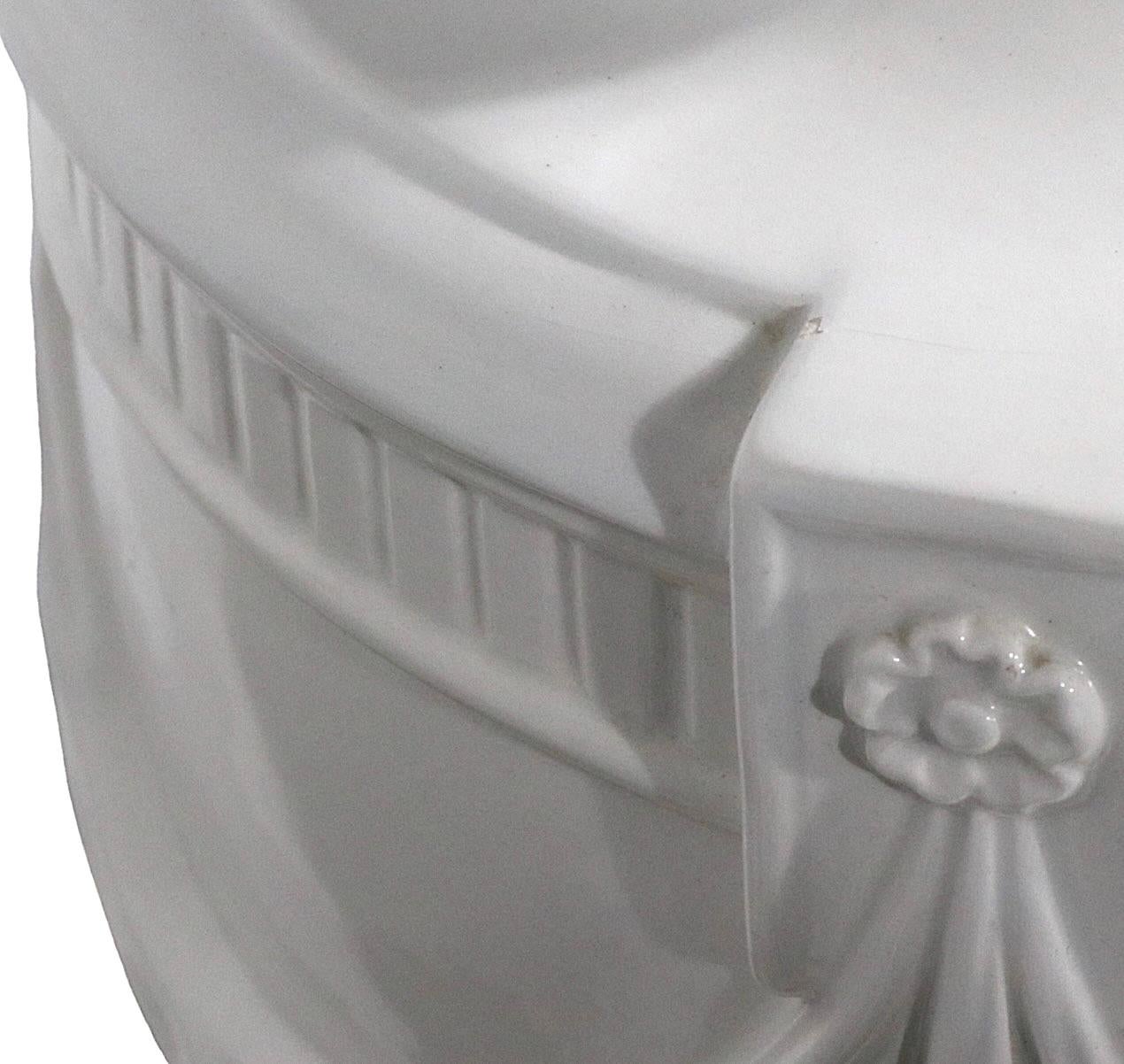 White on White Ceramic Urn Form Table Lamp Made in Italy, circa, 1950s-1970s For Sale 2