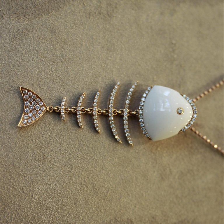 White Onyx Diamond Gold FishBone Pendant Necklace For Sale at 1stDibs