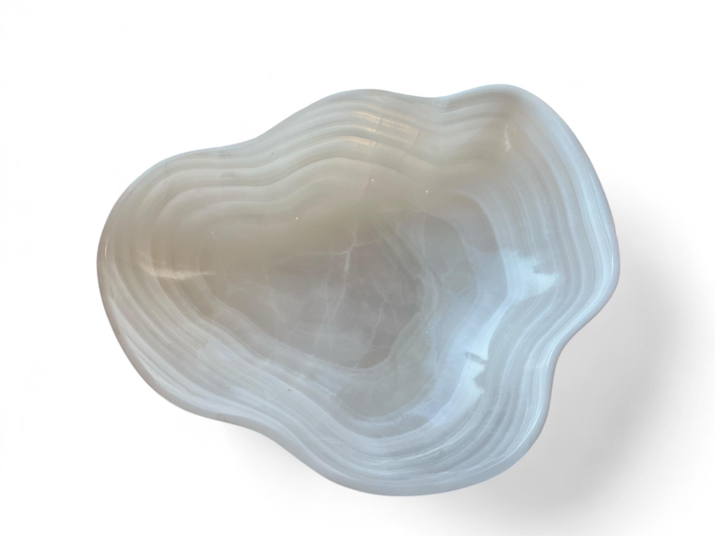 Mexican White Onyx Hand-Carved Hand-Polished Bowl For Sale
