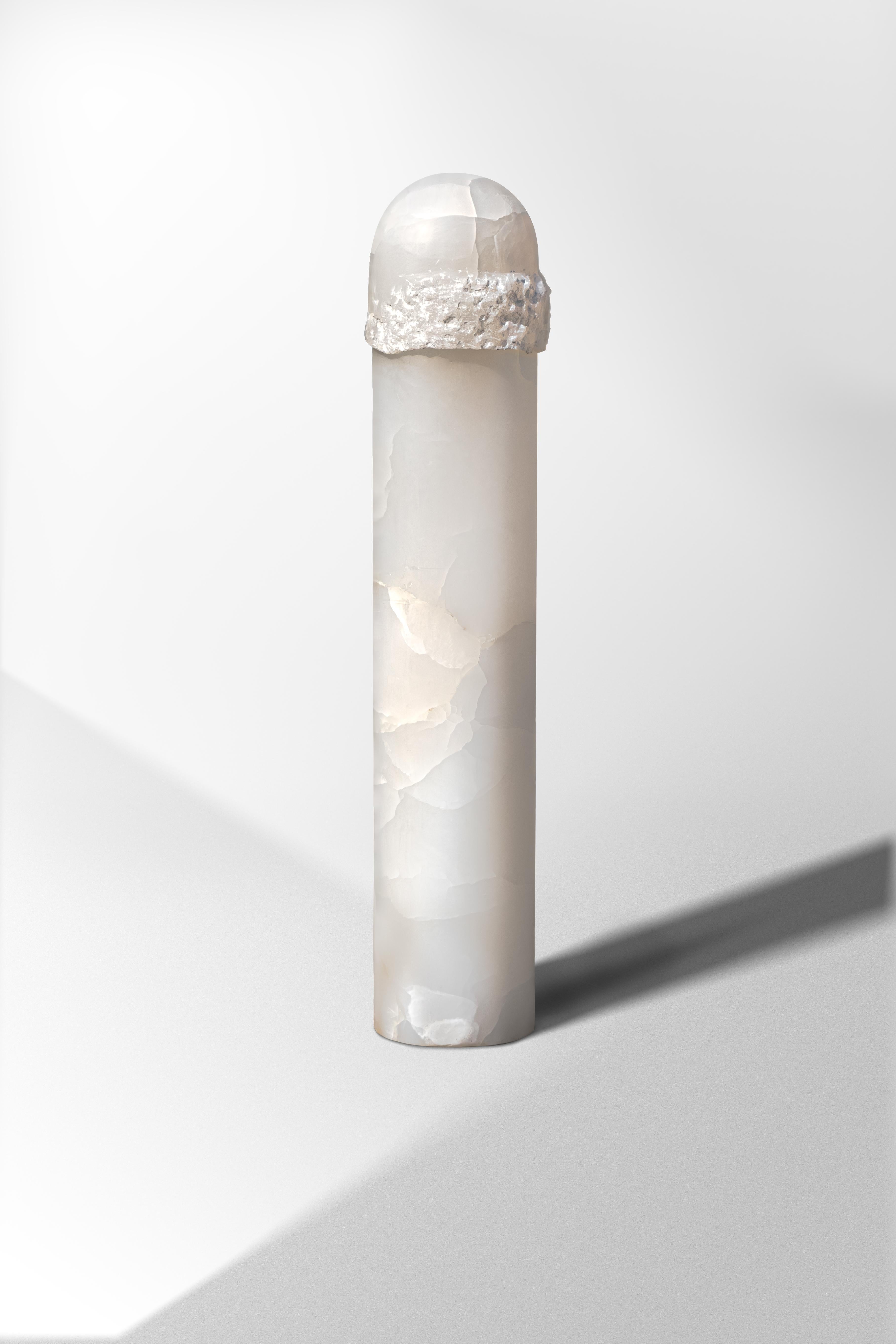 White Onyx Monolith Sculpted Floor Lamp by Paul Matter
Limited Edition Of 8 Pieces.
Dimensions: D 23 x W 23 x H 120 cm.
Materials: White onyx.

All our lamps can be wired according to each country. If sold to the USA, it will be wired for the USA,