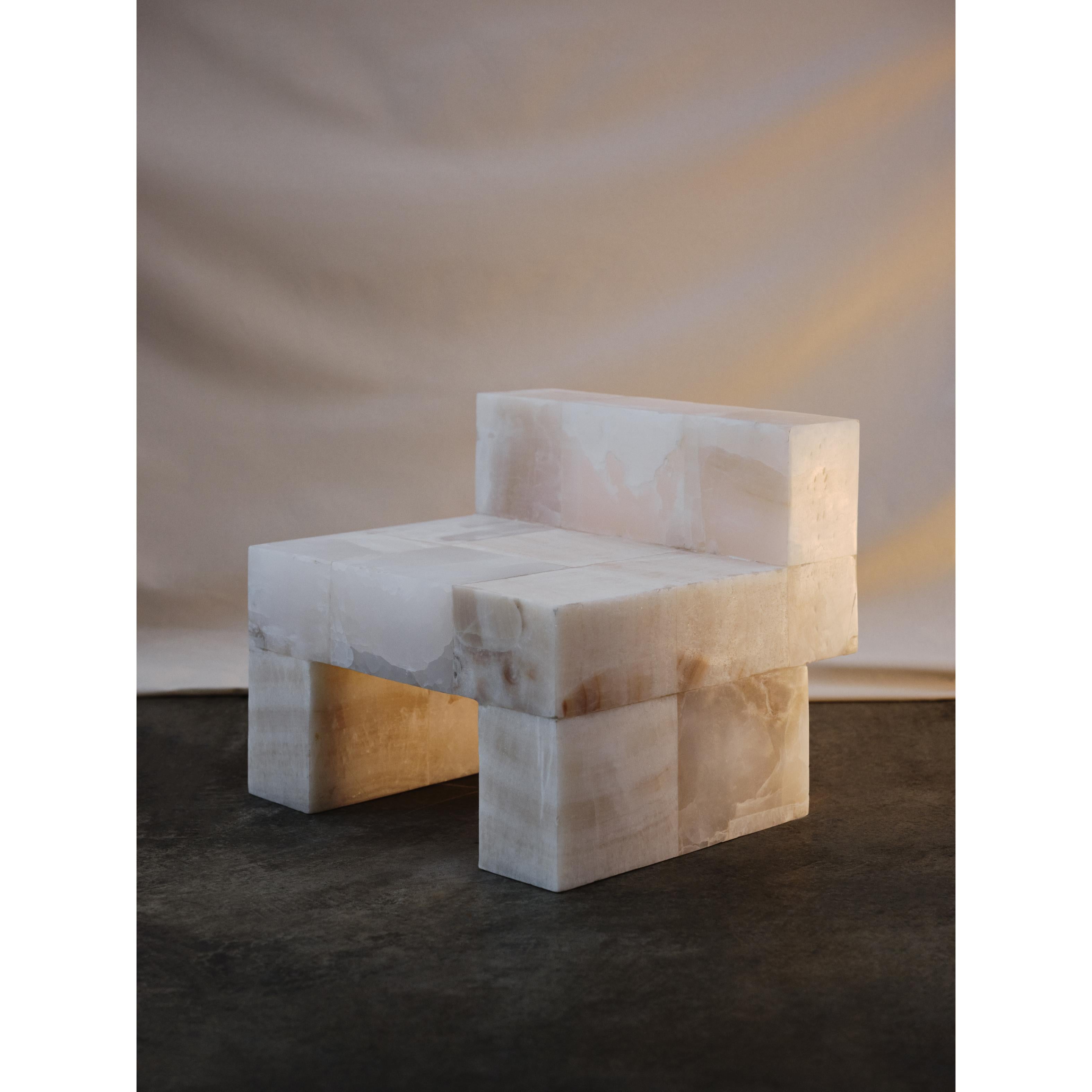 Zuckerhut-Daddy-Stuhl aus weißem Onyx von Pietro Franceschini im Angebot 1