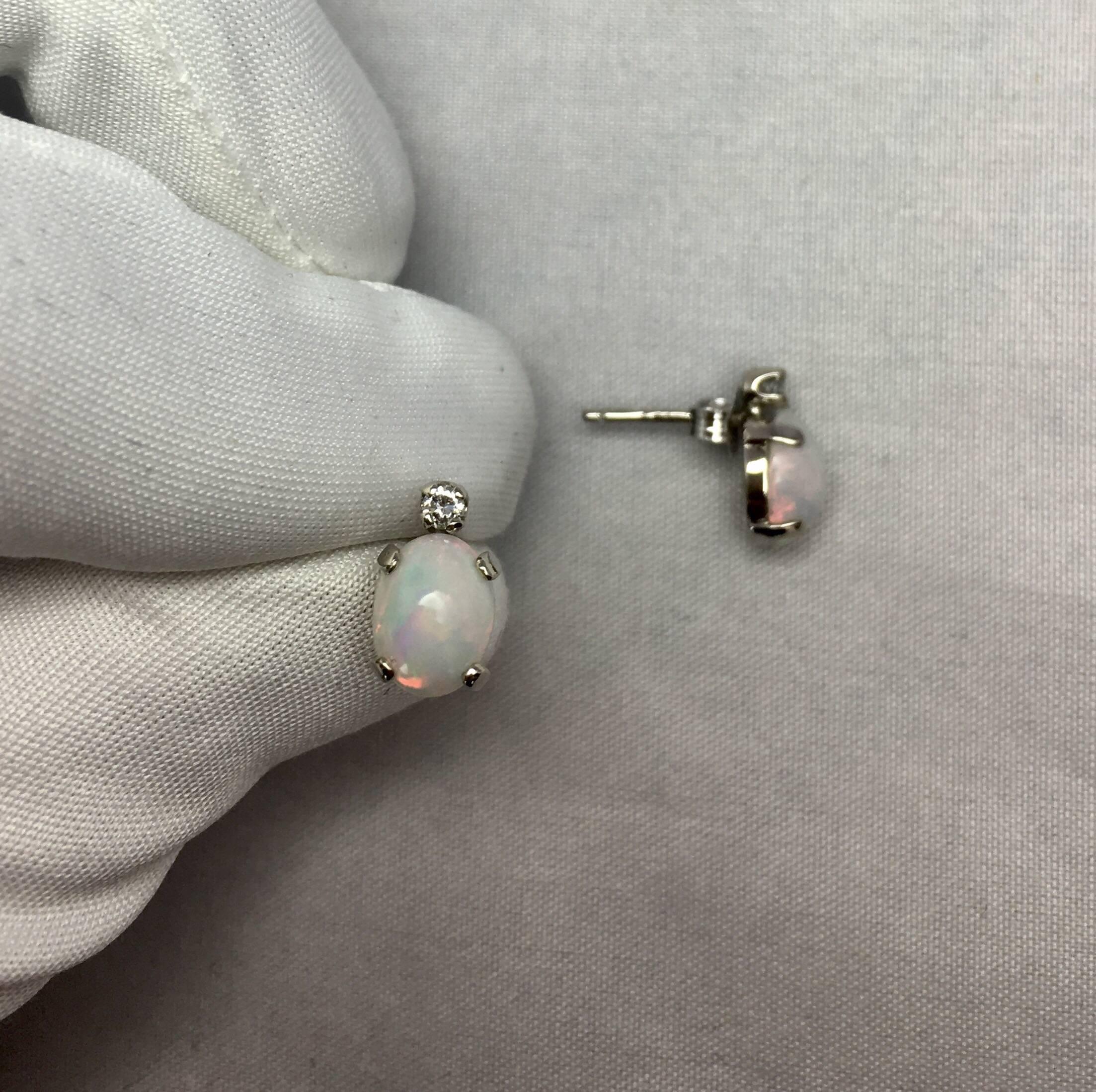 White Opal and Diamond 2.26 Carat White Gold Matching Pendant Earring Set 3
