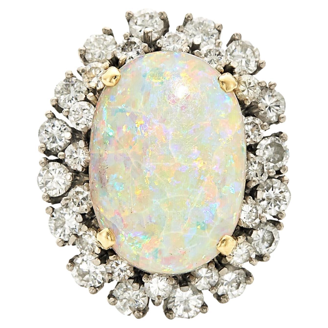 Anello in oro 14k con opale bianco e diamanti a due colori