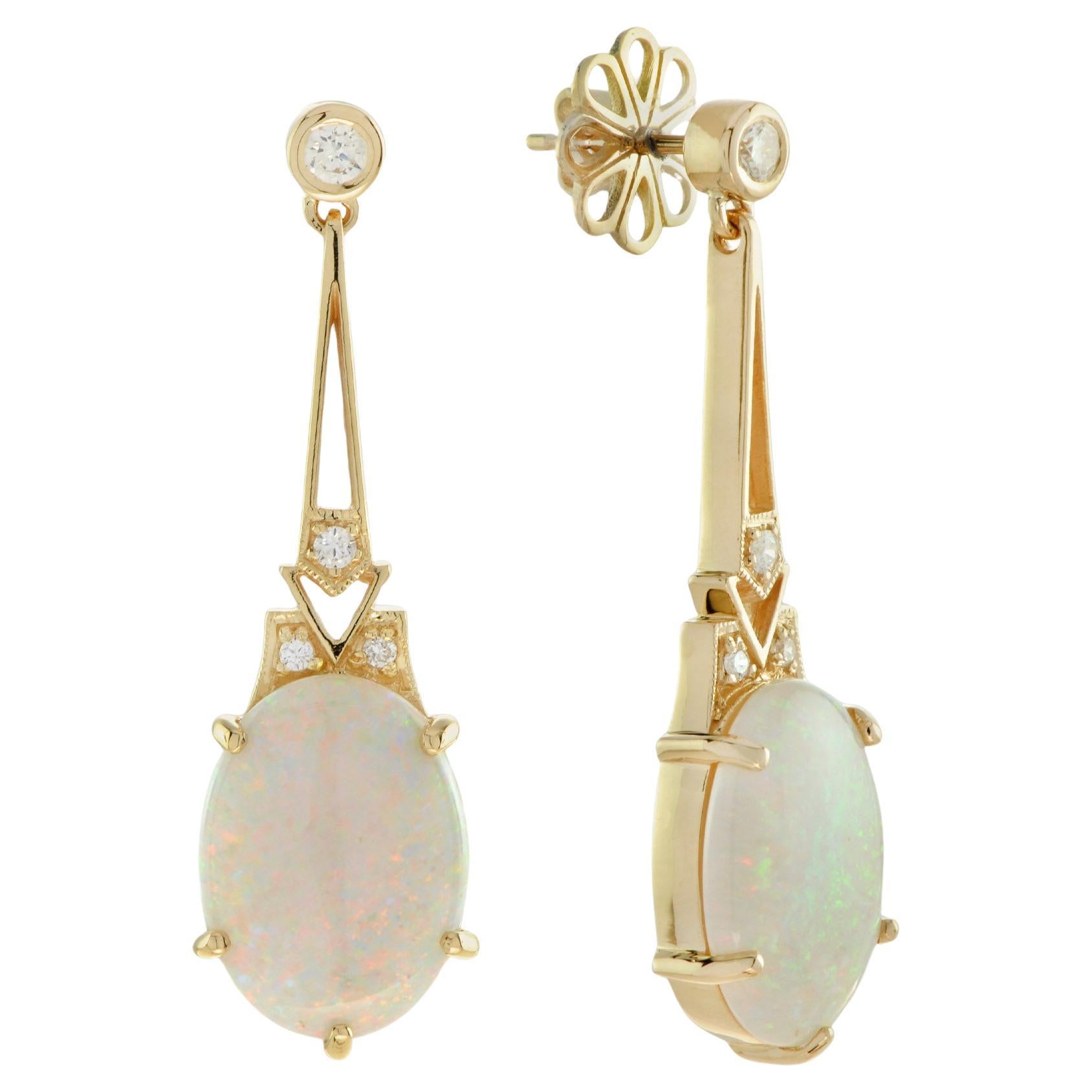 Boucles d'oreilles pendantes en or jaune 18 carats, opale blanche et diamant, style Art déco en vente