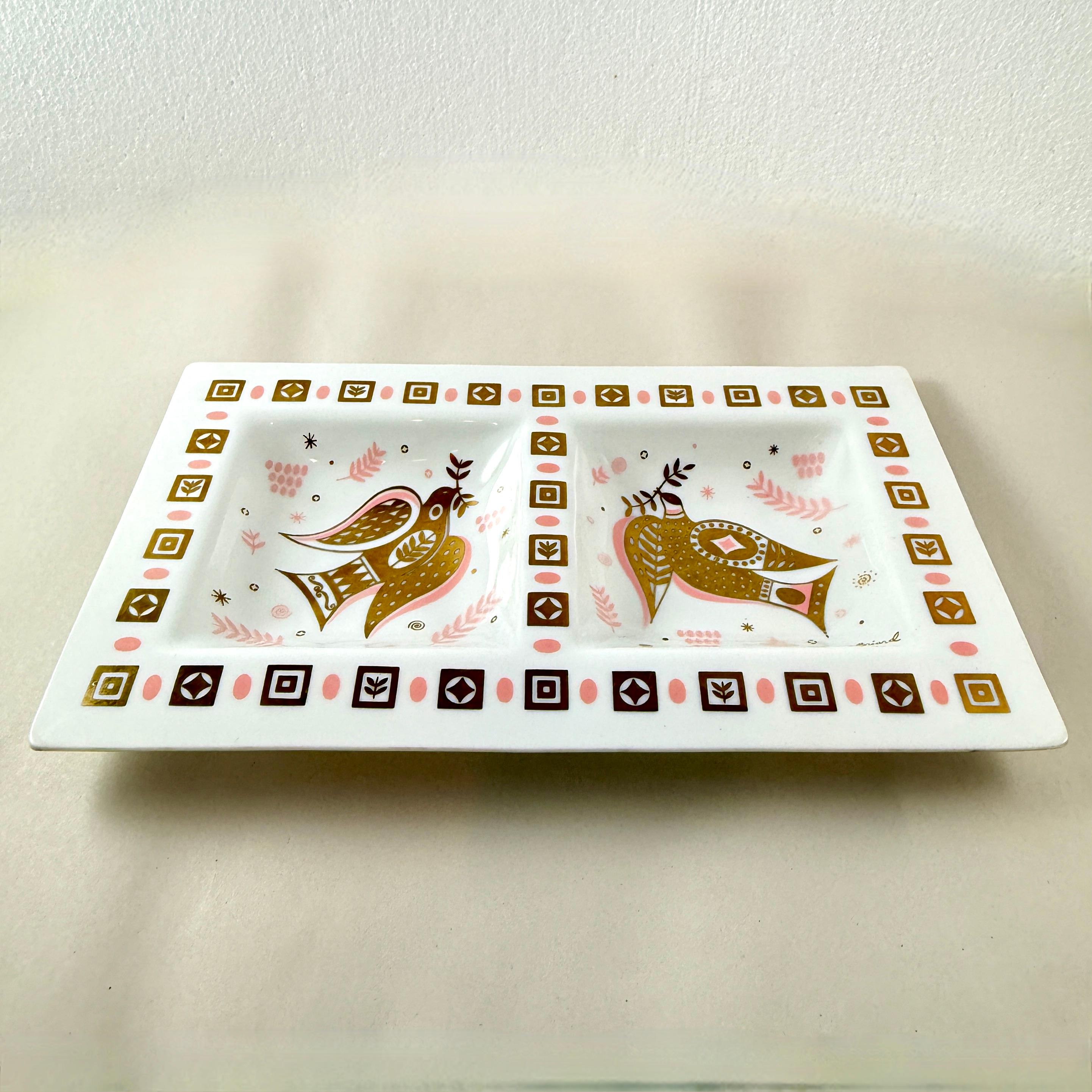 Mid-Century Modern White Opal Glass Peace Dove Double Server, Briard, 1960s For Sale