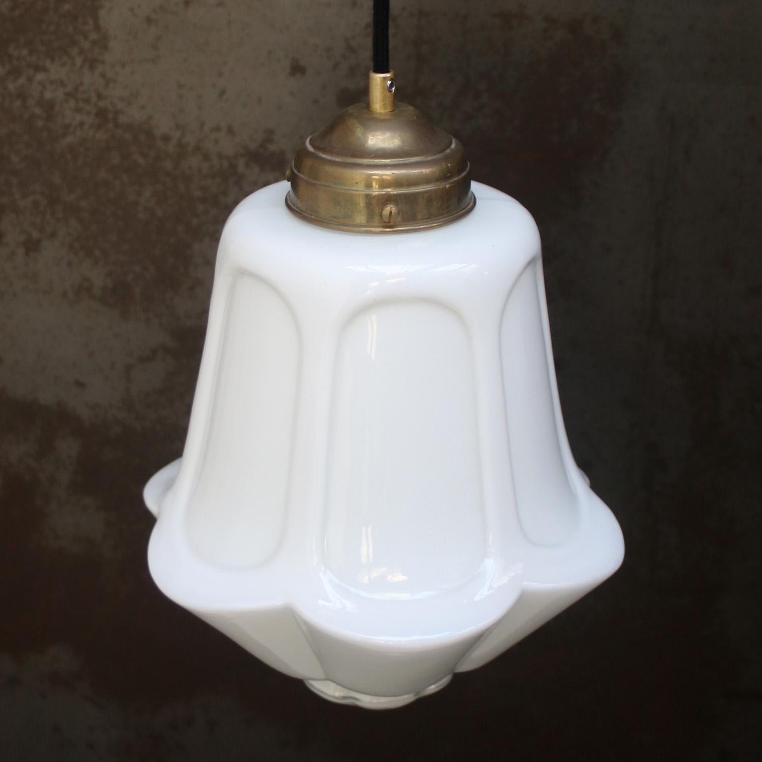 White Opaline and Brass Pendant Lights In Good Condition In Amsterdam, NL