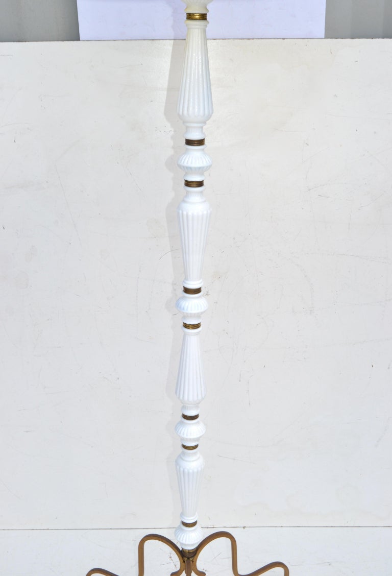 Hand-Crafted White Opaline French Floor Lamp For Sale