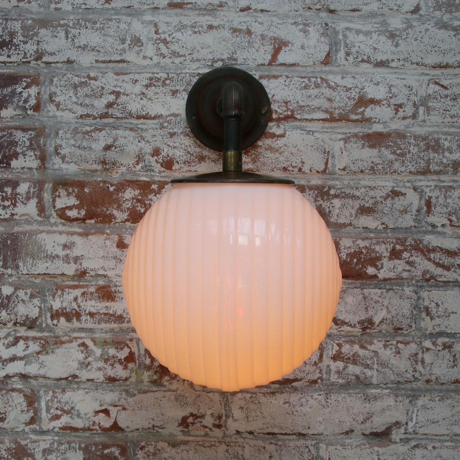 White Opaline Glass Brass Scones Wall Lights In Good Condition For Sale In Amsterdam, NL