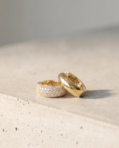 Huggies aus Weiß- oder Gelbgold, 14 Karat