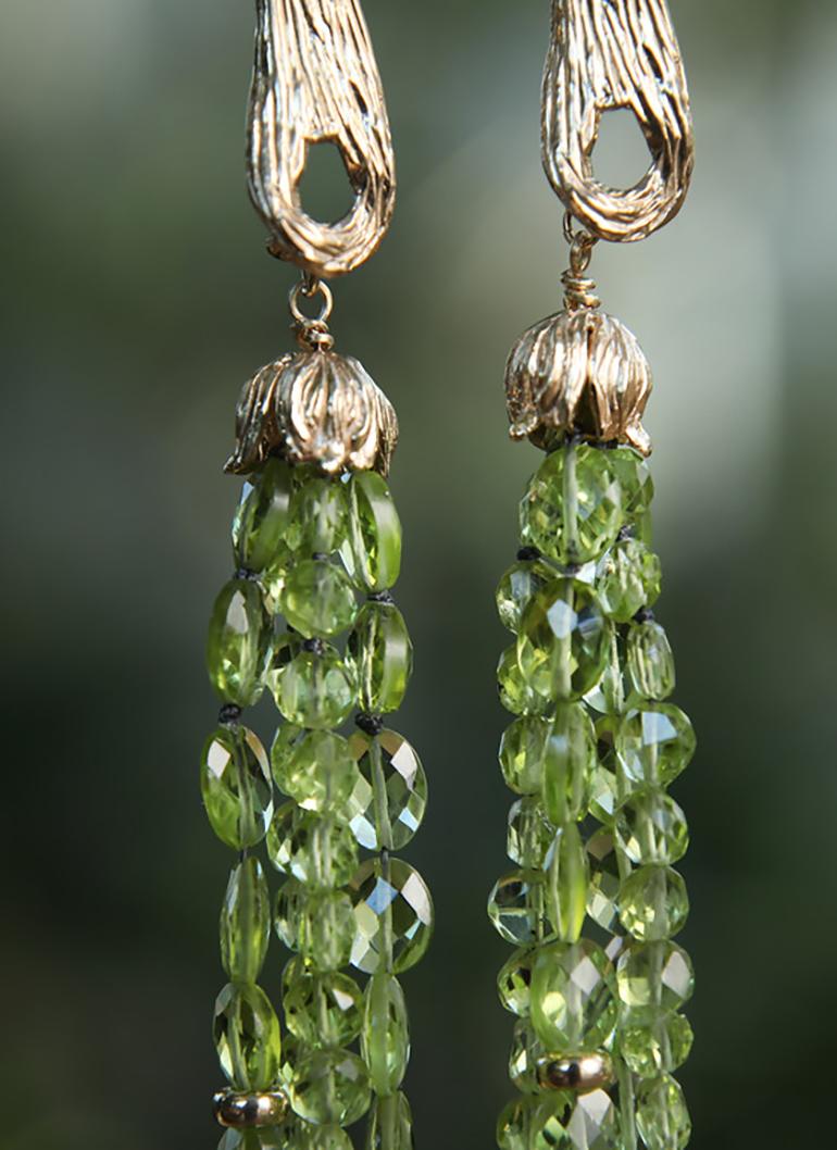 White Orchid Studio Harmony Peridot Gold Earrings In New Condition In Athens, GA