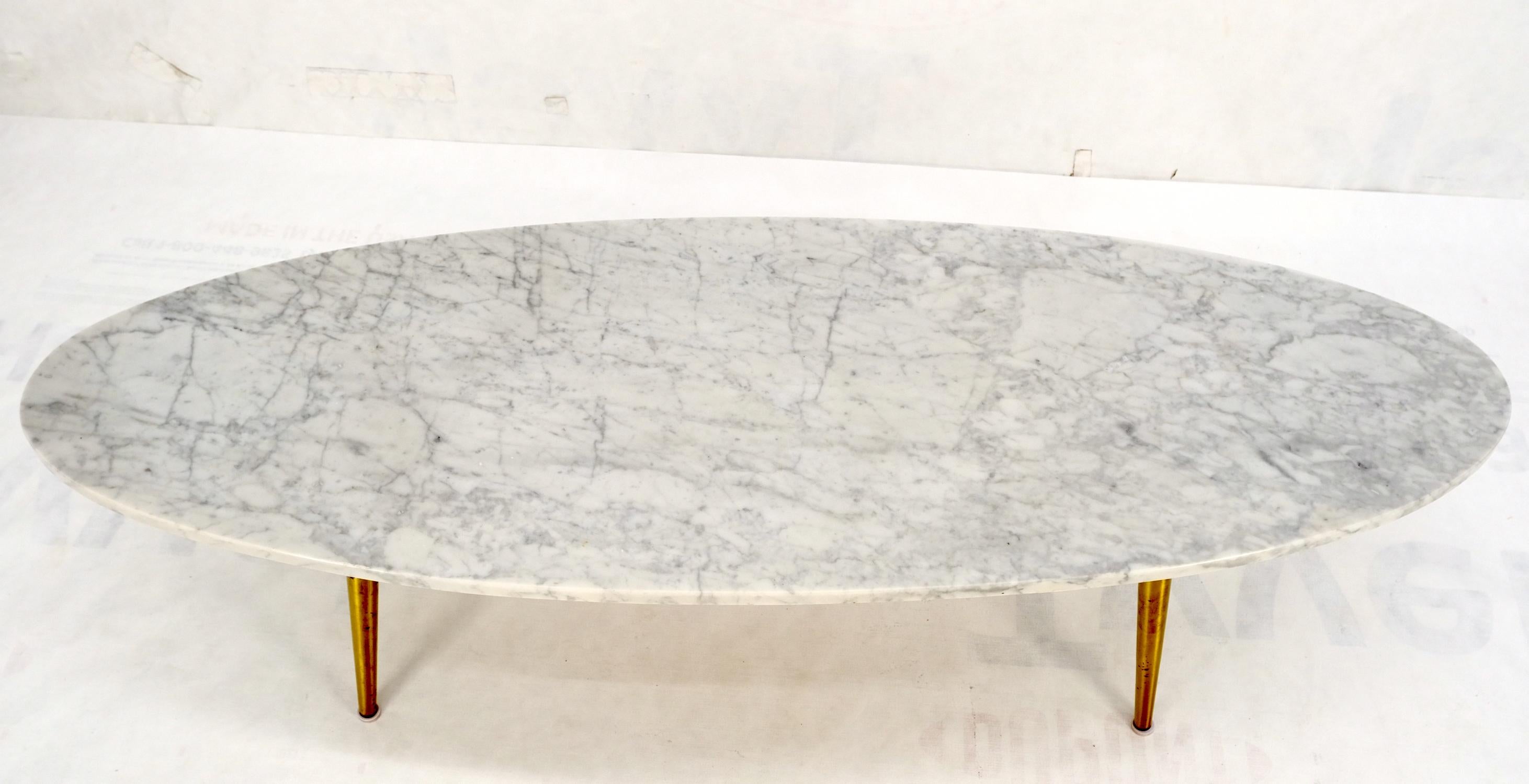 White Oval Carrara Marble Top Italian Mid-Century Modern Coffee Table Brass Legs For Sale 6