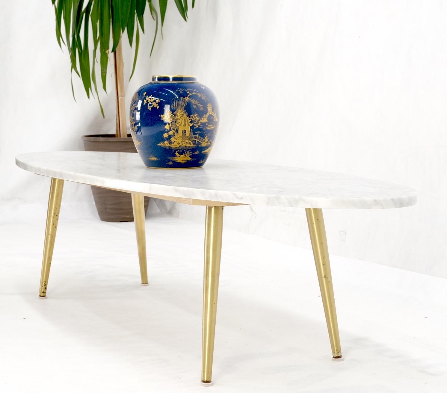 White Oval Carrara Marble Top Italian Mid-Century Modern Coffee Table Brass Legs For Sale 8