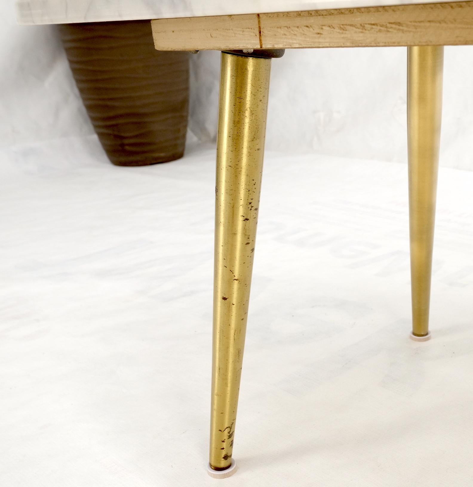 White Oval Carrara Marble Top Italian Mid-Century Modern Coffee Table Brass Legs For Sale 2