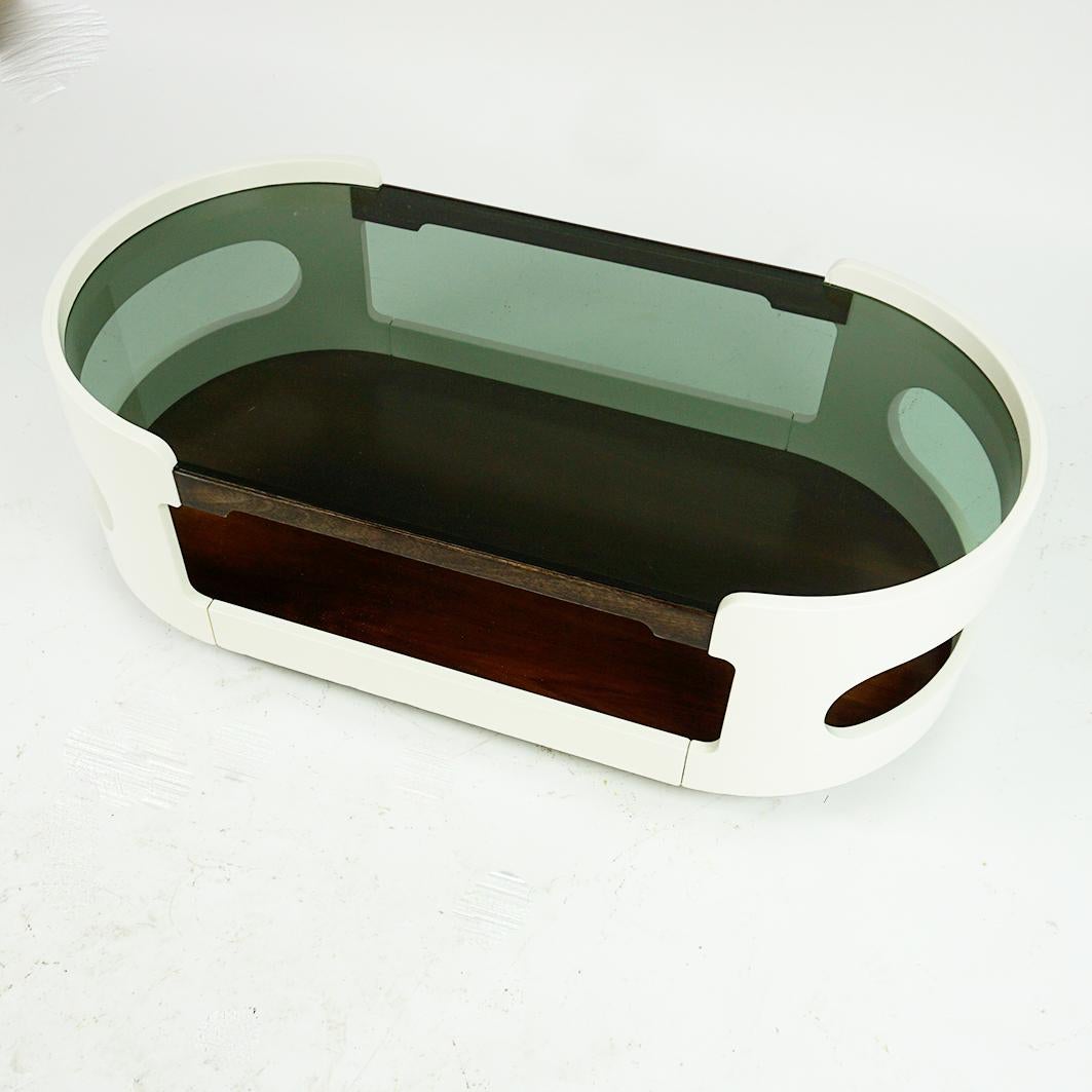 Mid-20th Century White Oval Italian Space Age Plywood and Glass Coffee Table Joe Colombo Style