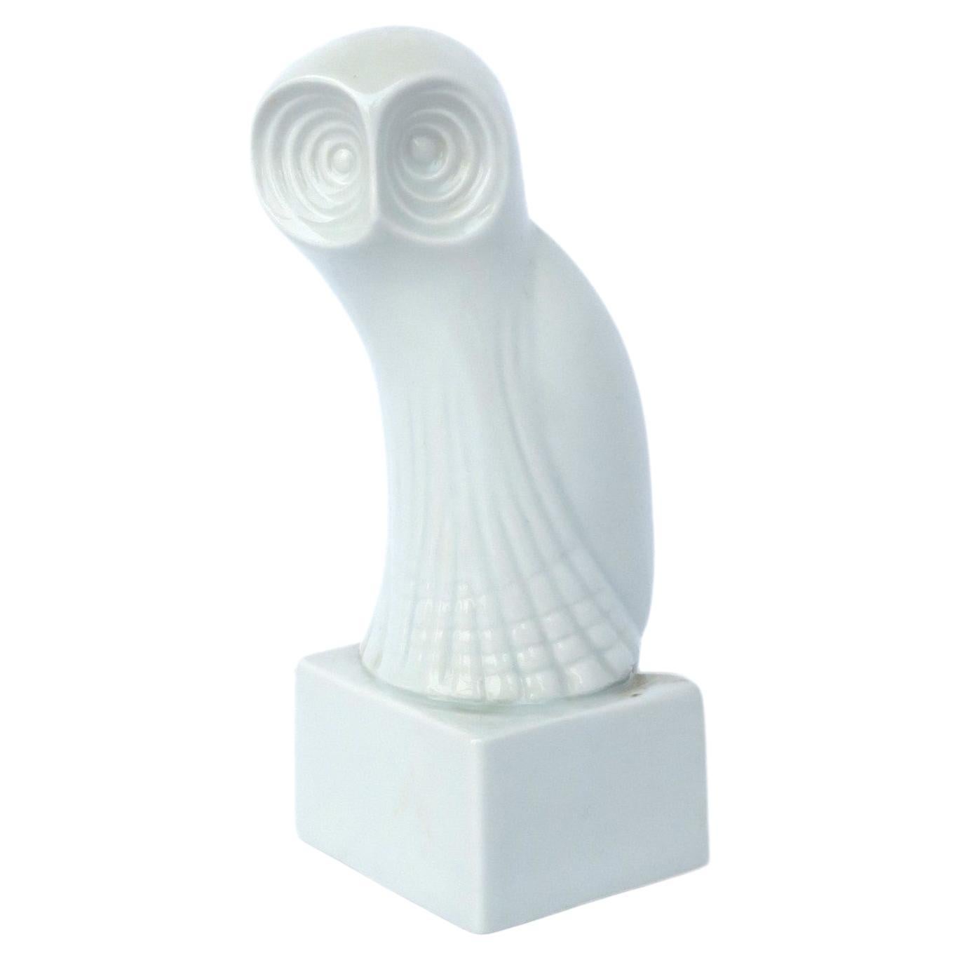 Escultura objeto de porcelana de pájaro búho blanco