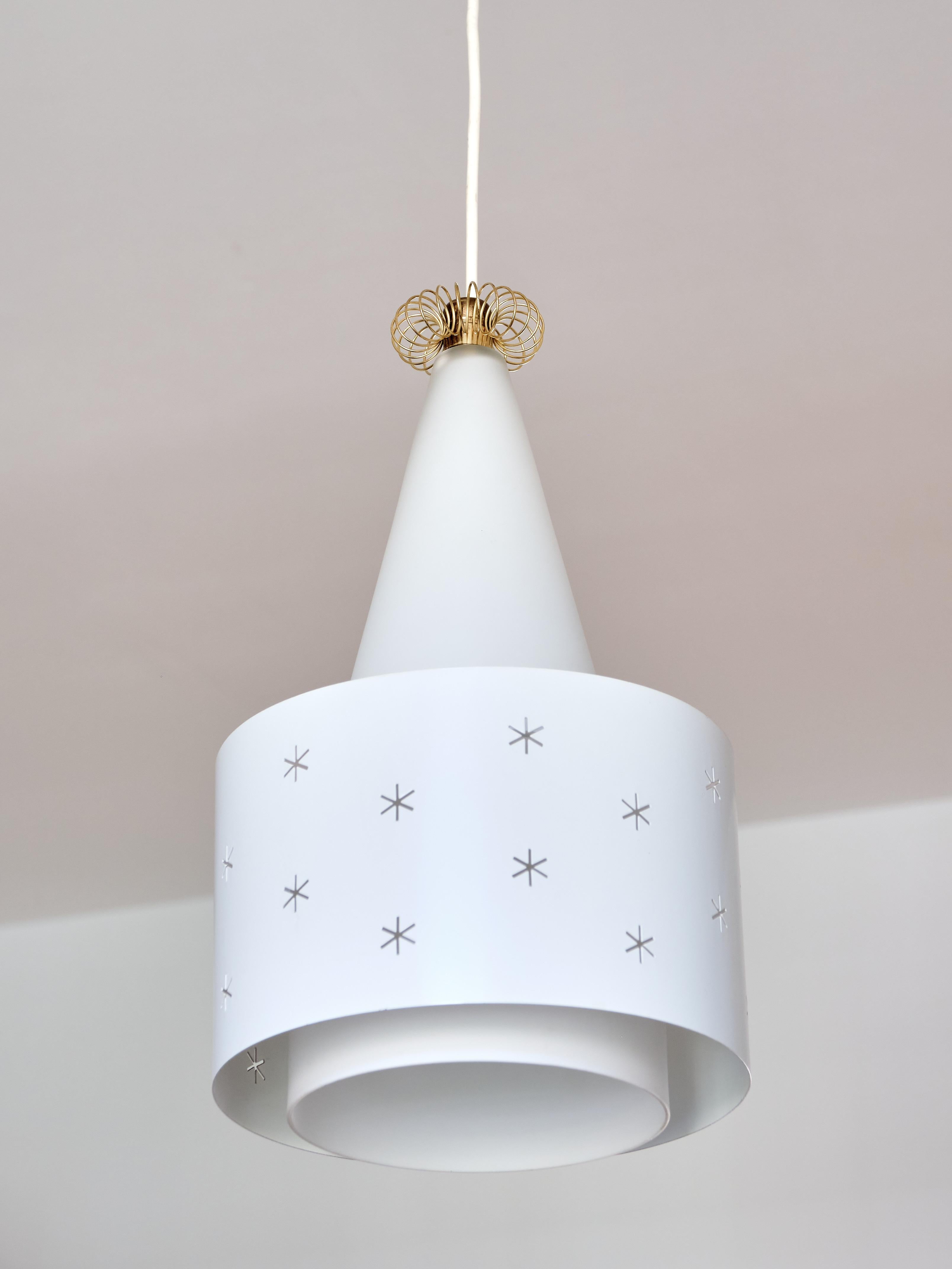 White Paavo Tynell Pendant, Model K2-10, Idman, Finland, 1955 For Sale 1