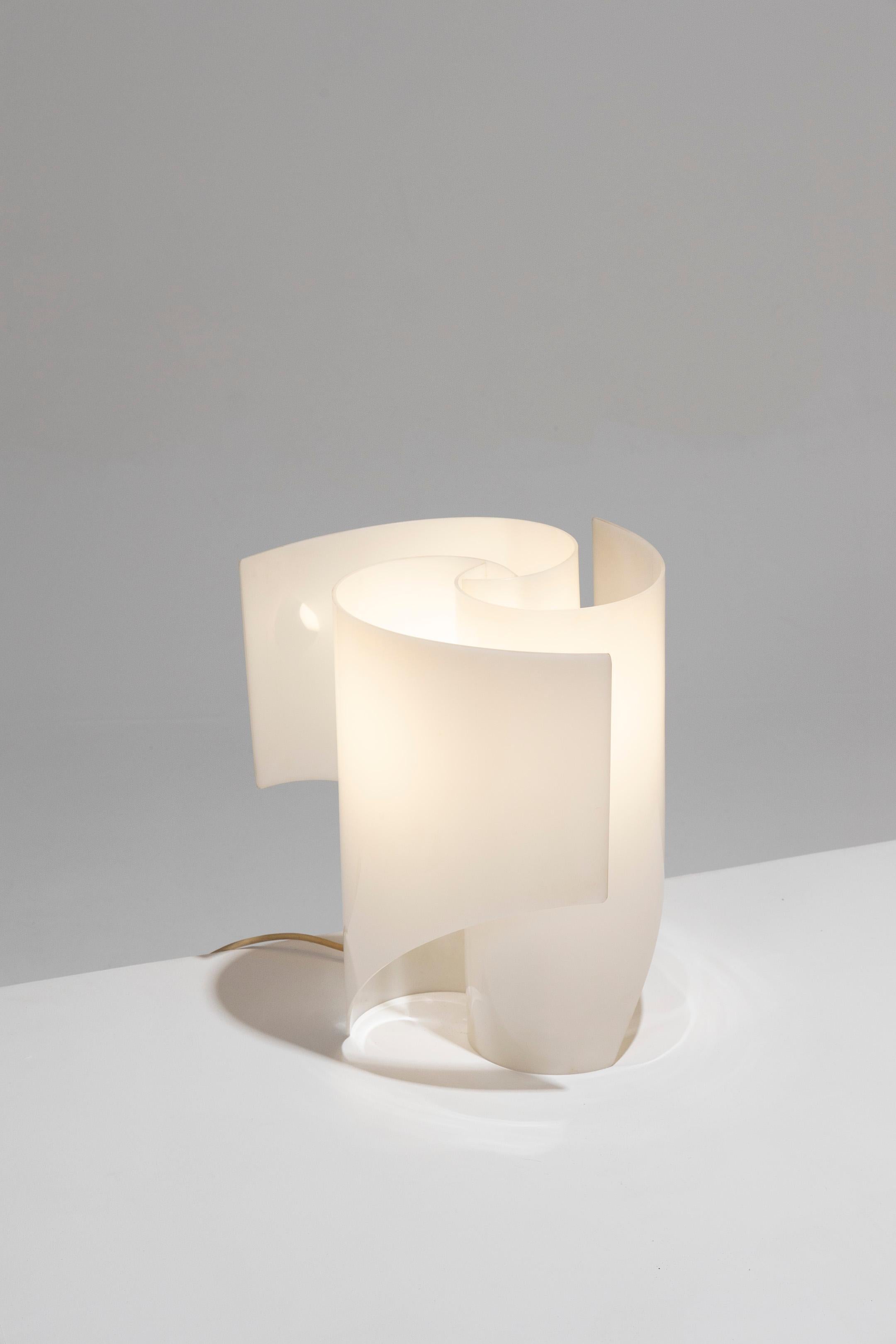 Modèle de lampe de table 