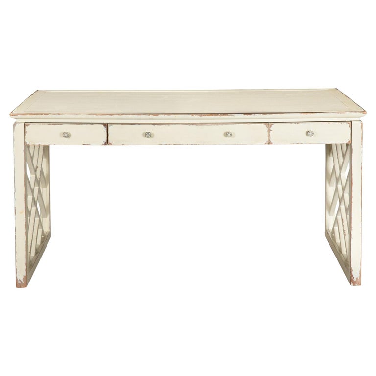 White Painted Chinese Chippendale Style “Dynasty” Writing Desk by Ethan Allen For Sale at 1stDibs