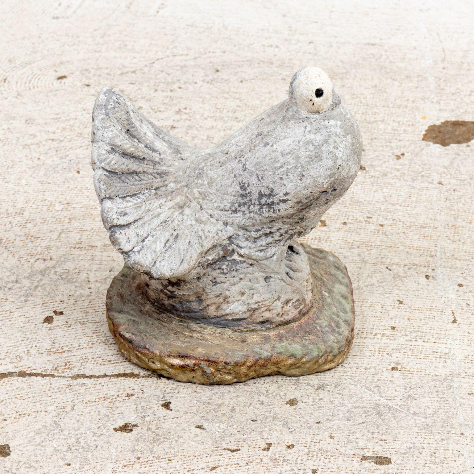 White Painted Dove Garden Ornament, Mid 20th Century For Sale 1