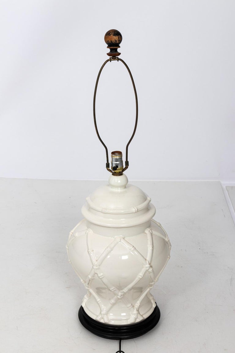 White Painted Faux Bamboo Hollywood Regency Ceramic Table Lamp For Sale