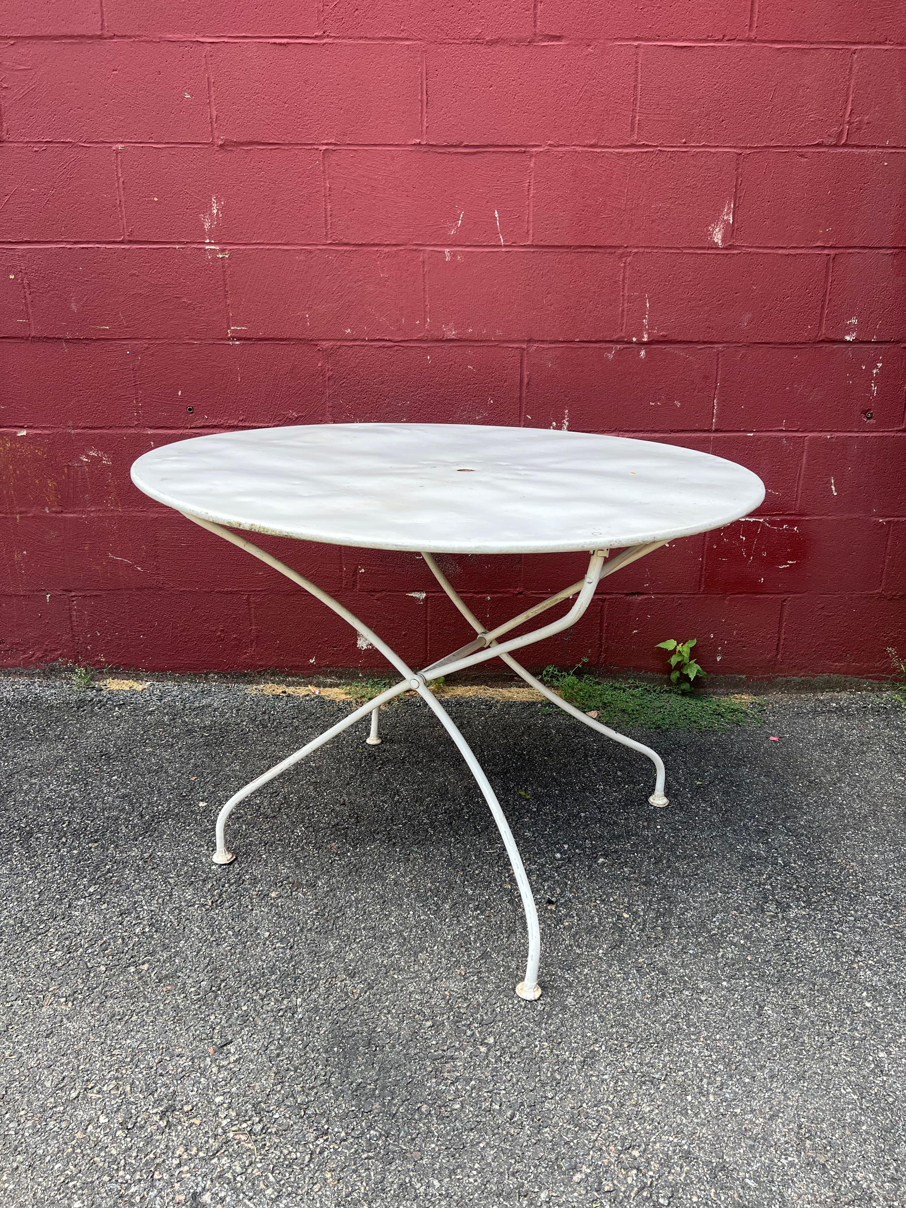 Iron Painted French Folding Garden Table For Sale