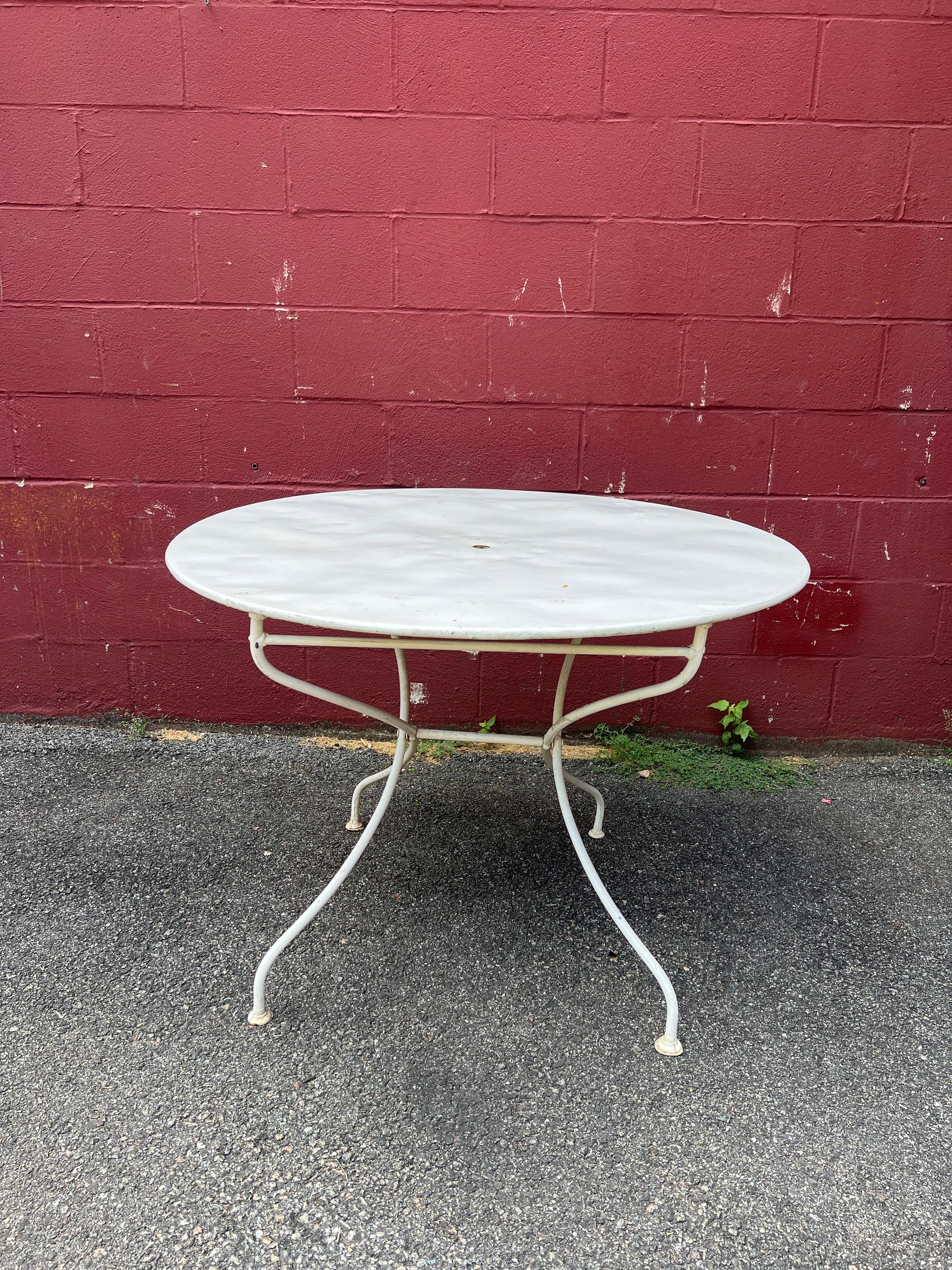 Painted French Folding Garden Table For Sale 2