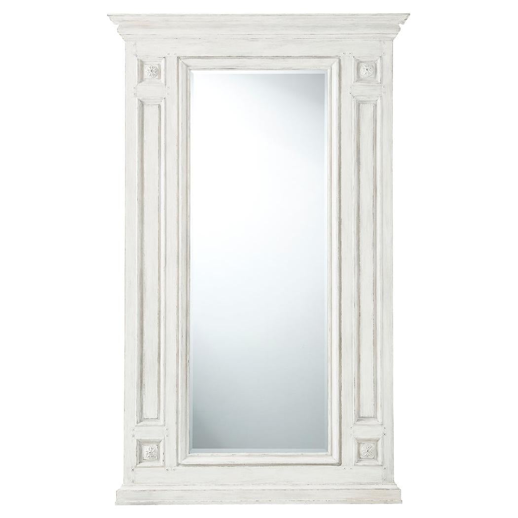 Miroir français peint en blanc