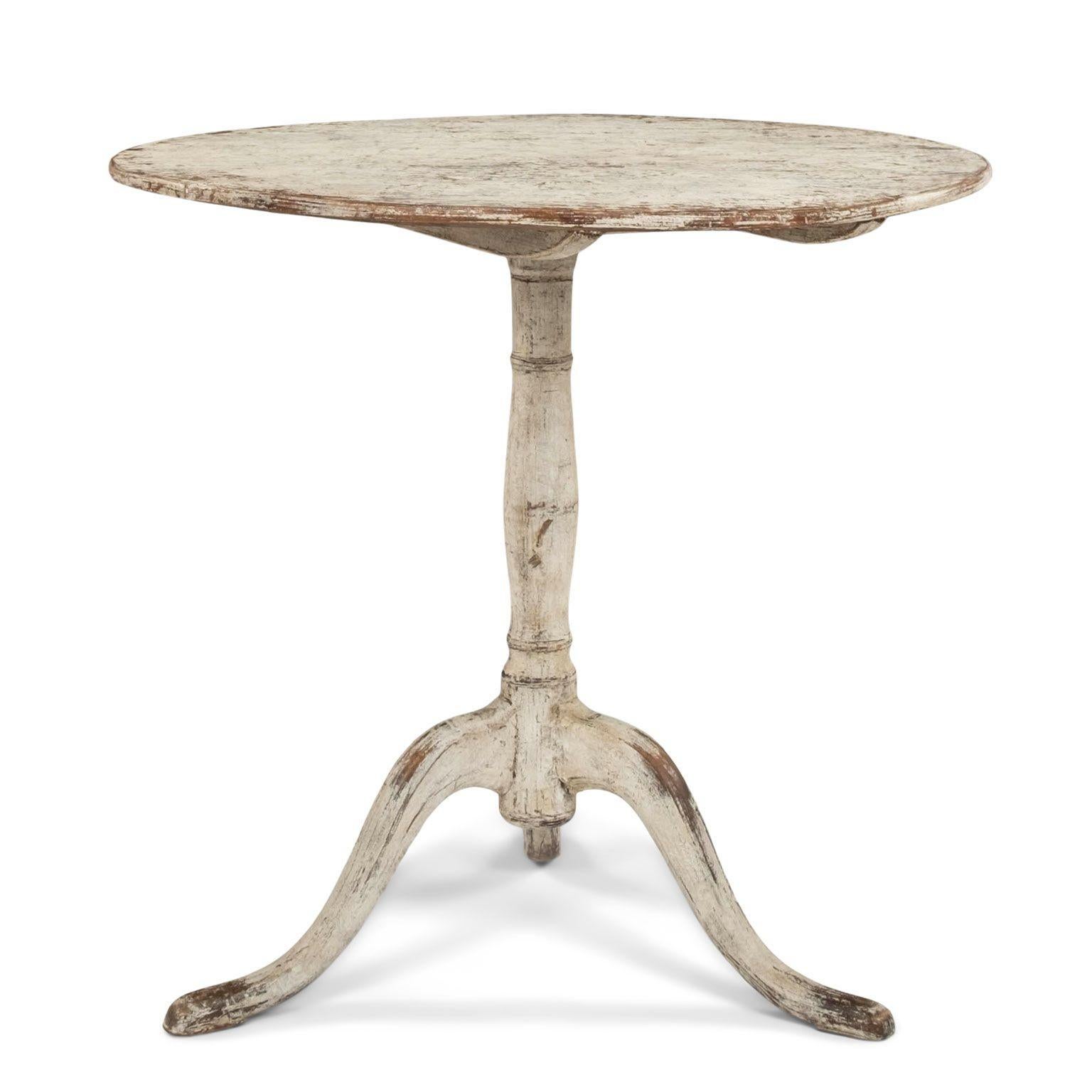 Swedish White-Painted Gustavian Round Side Table