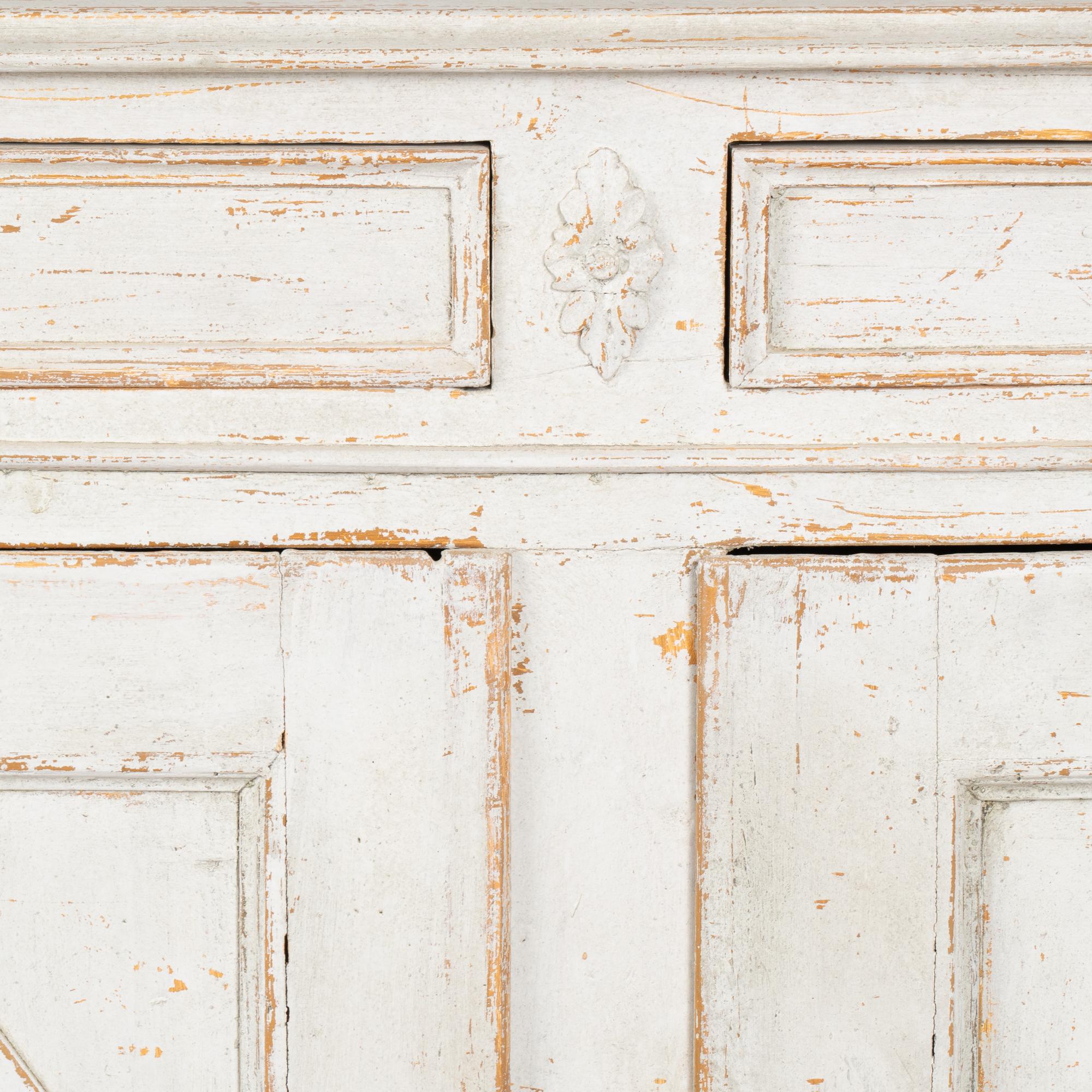 White Painted Gustavian Sideboard Buffet, Sweden circa 1840 4
