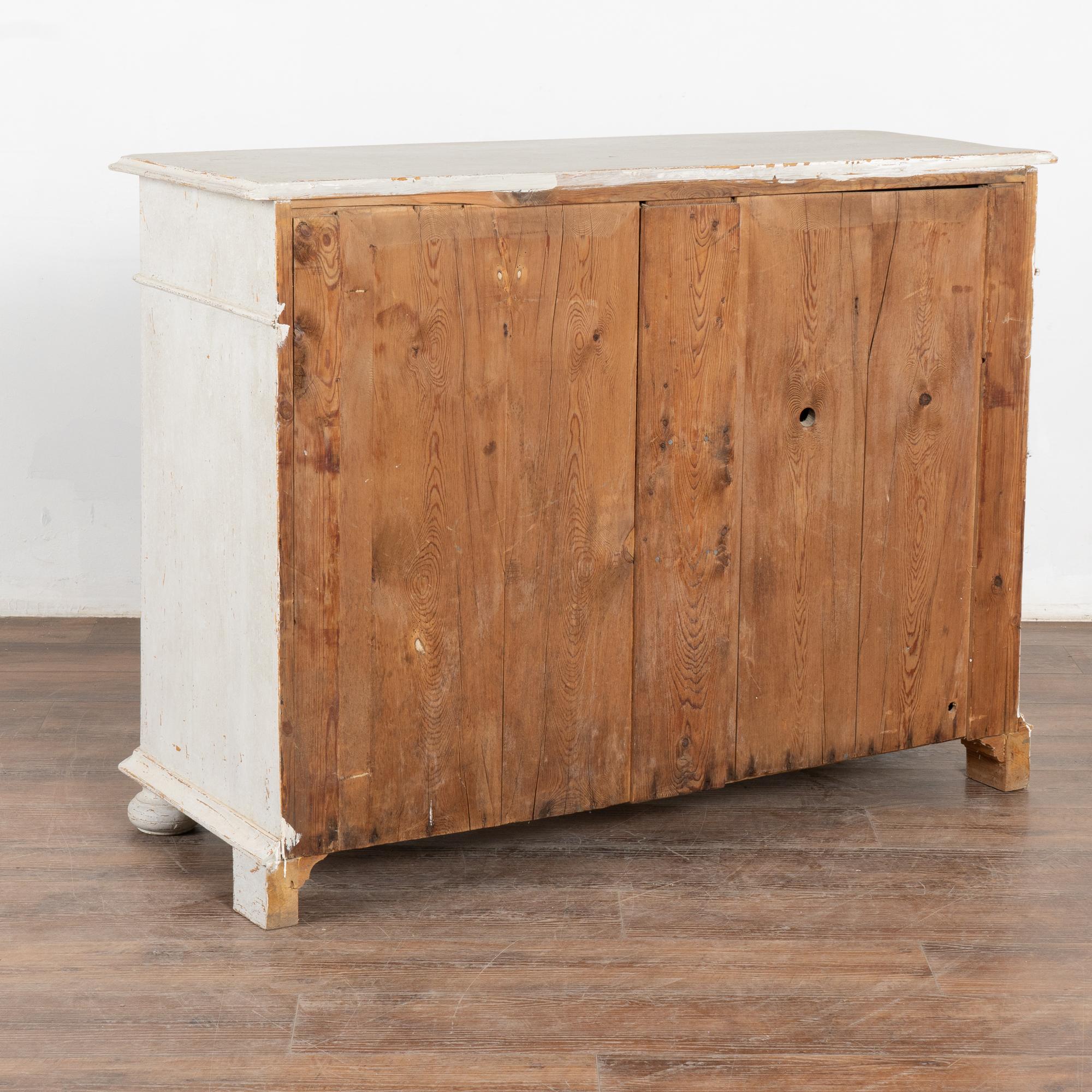 White Painted Gustavian Sideboard Buffet, Sweden circa 1840 6
