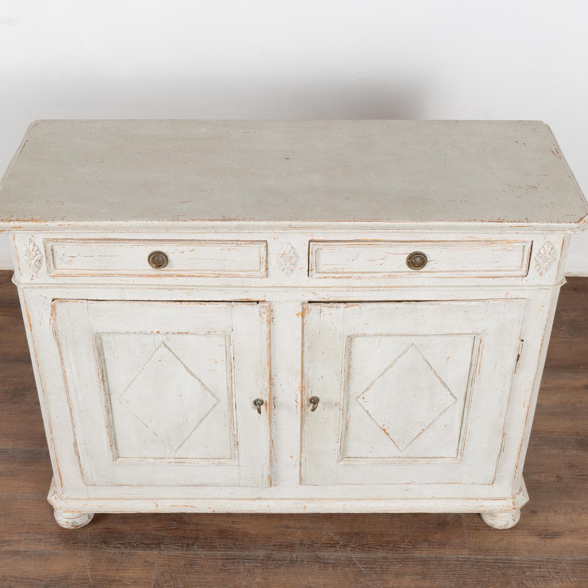 19th Century White Painted Gustavian Sideboard Buffet, Sweden circa 1840