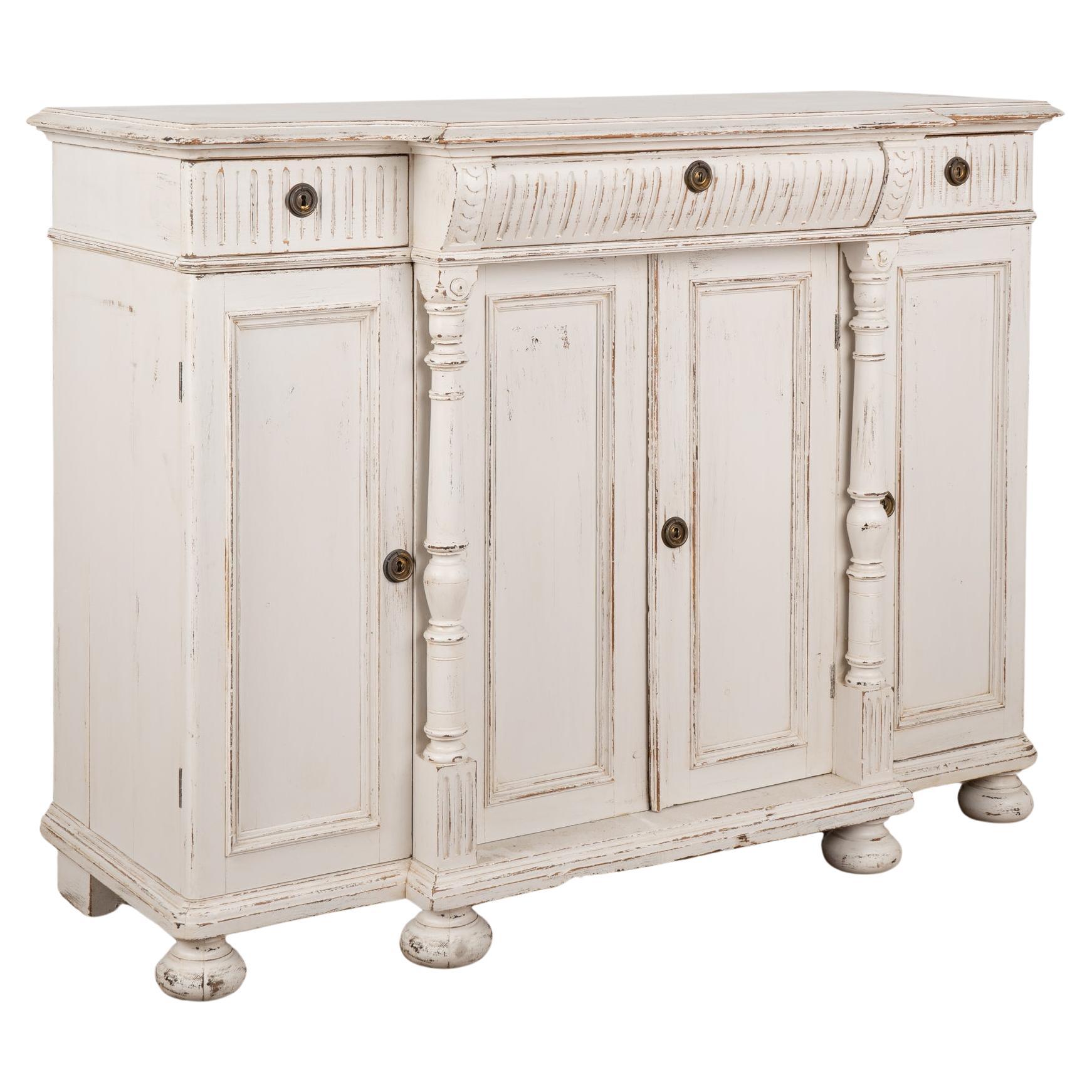 White Painted Pine Sideboard Buffet, Sweden circa 1880 For Sale