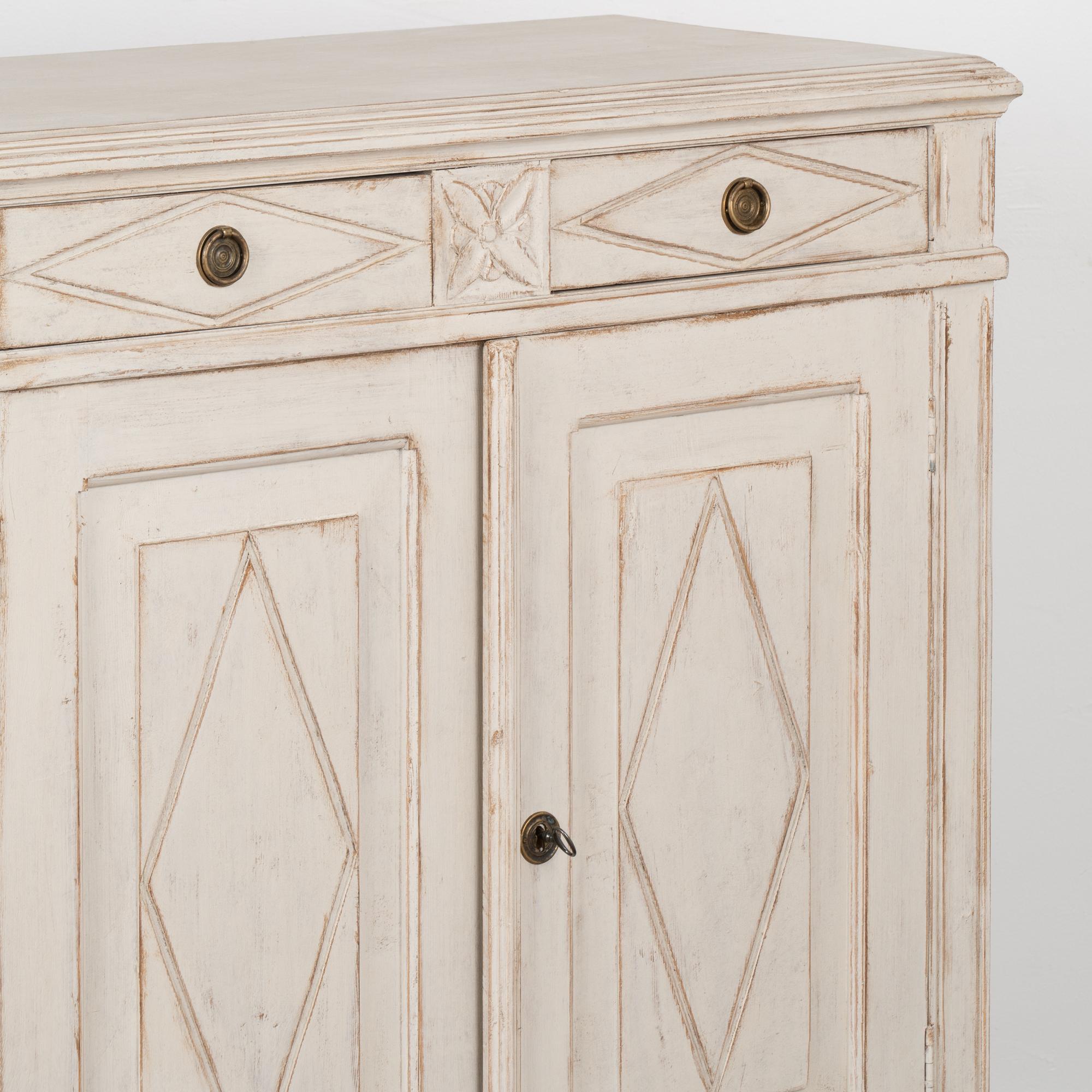White Painted Pine Sideboard, Sweden circa 1900's For Sale 4