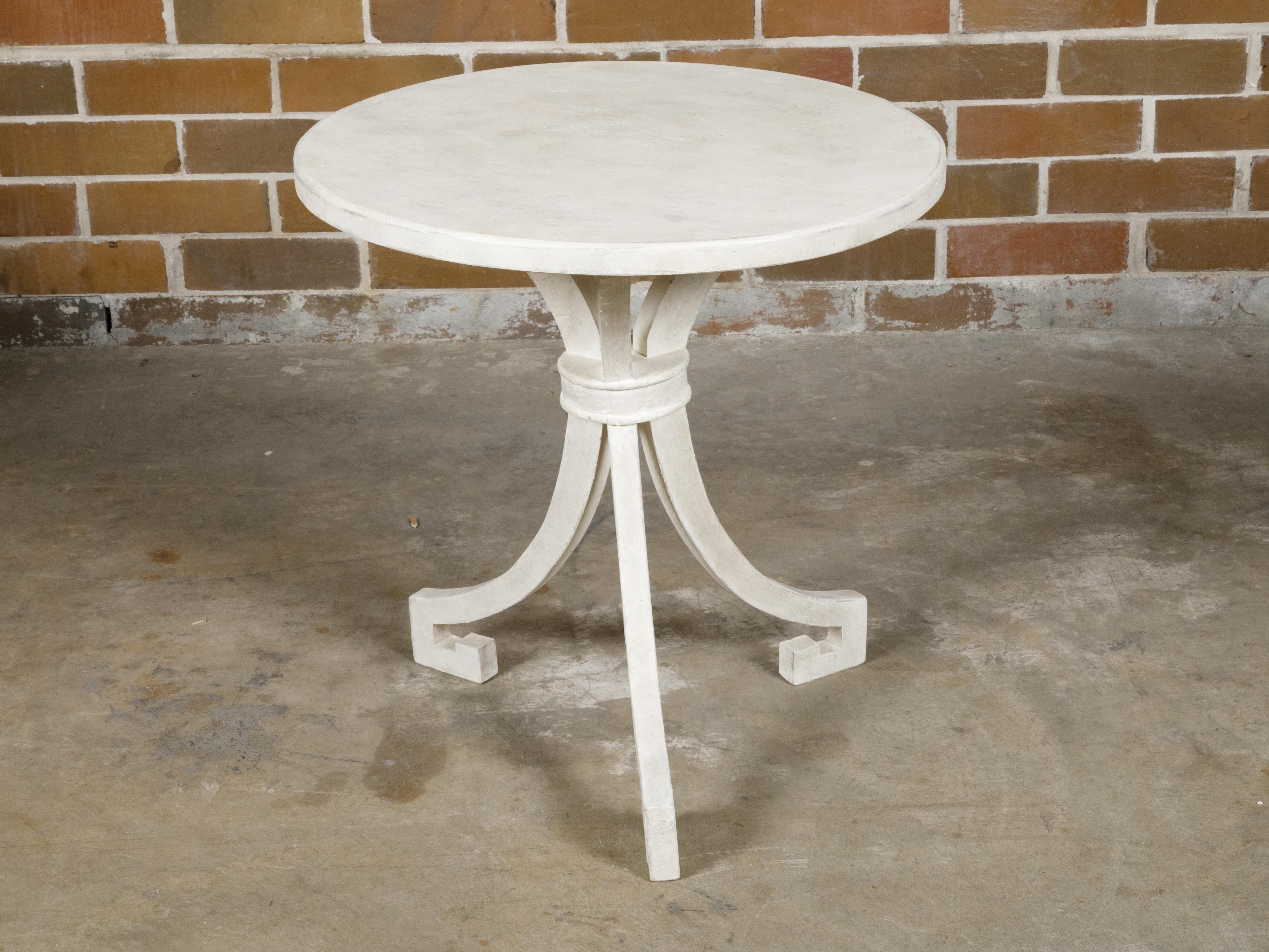 White Painted Round Top Italian Side Table with Tripod Scrolling Legs, Vintage For Sale 1