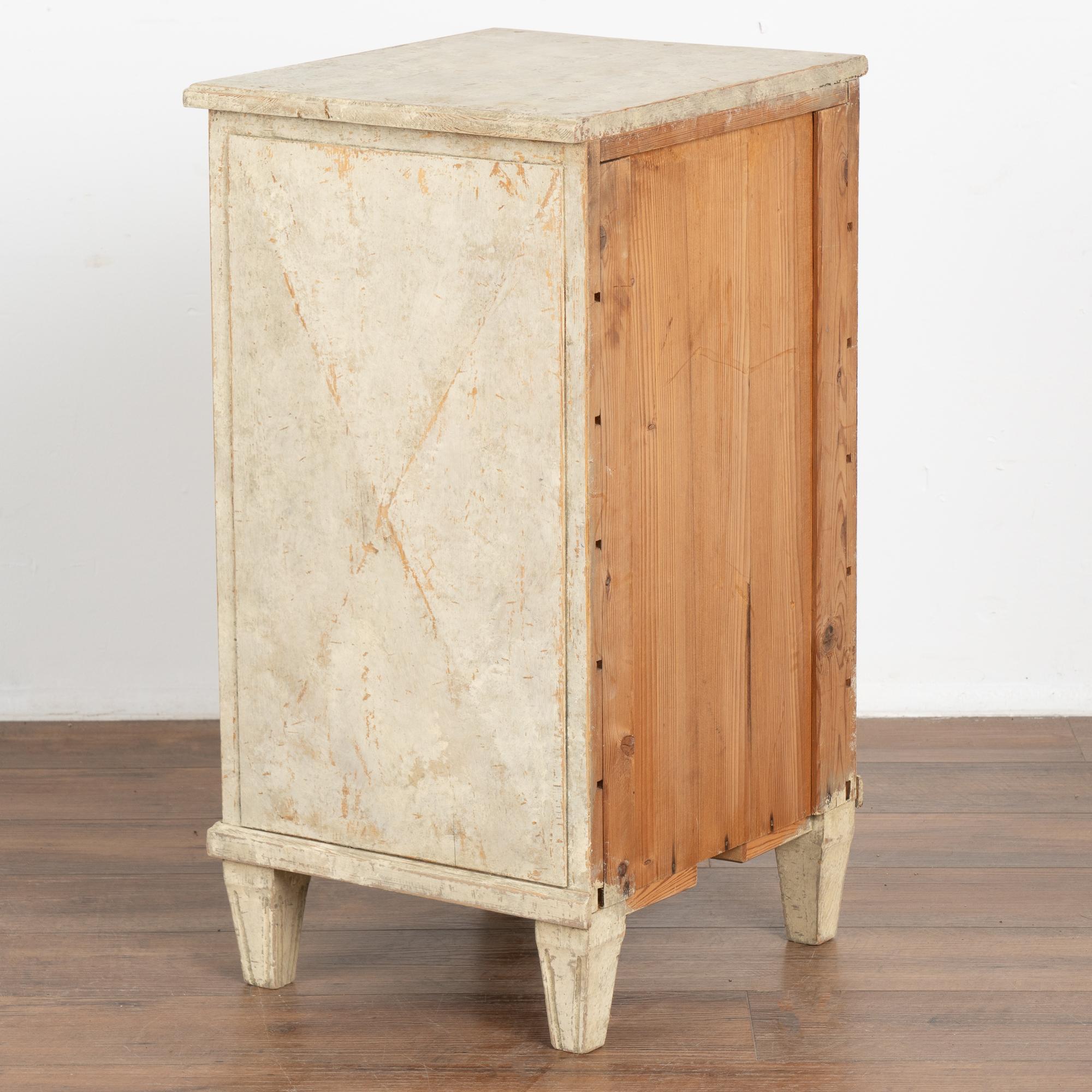 White Painted Small Cabinet or Sheet Music Cabinet, Sweden circa 1860-80 For Sale 3