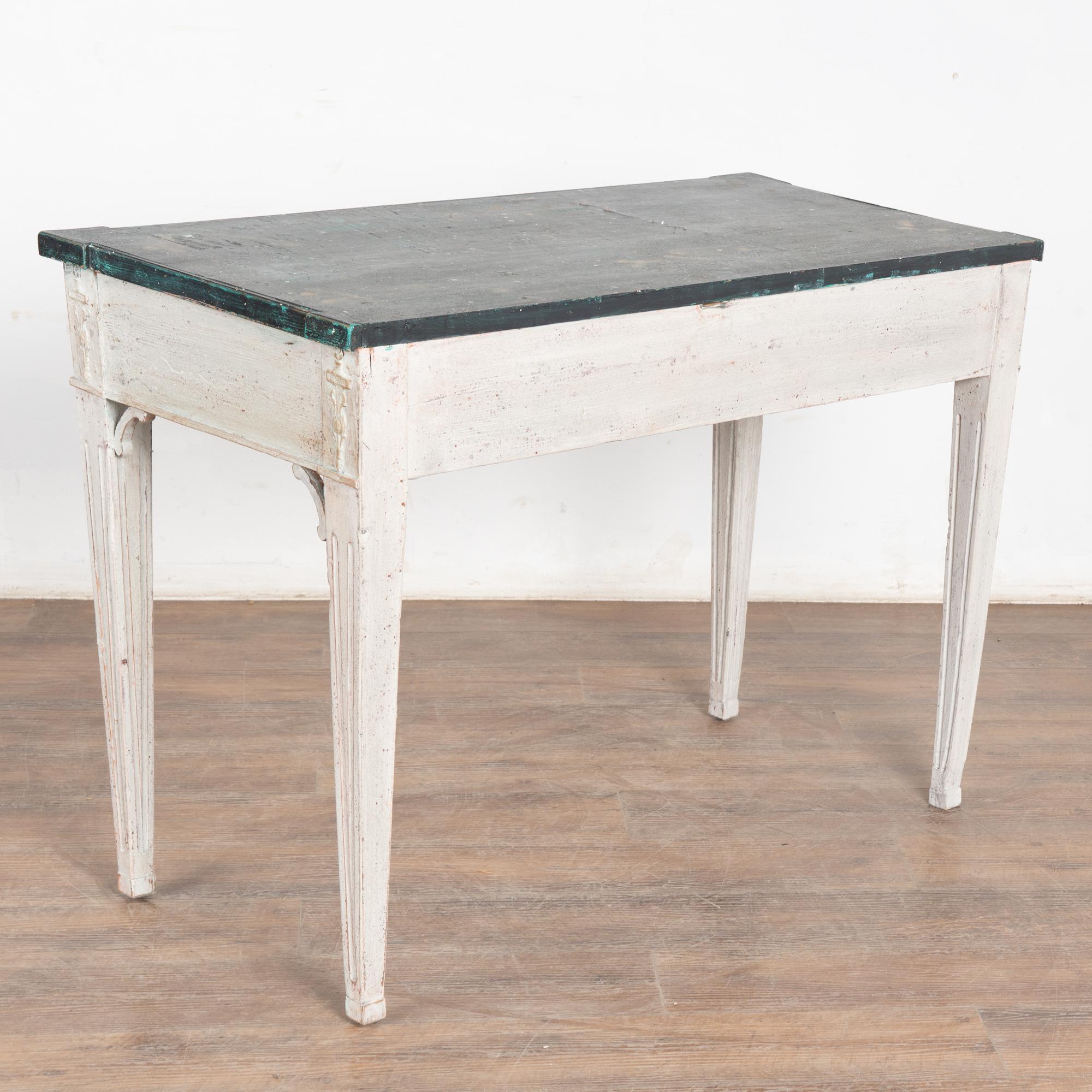 White Painted Swedish Gustavian 19th Century Side Table Console For Sale 7