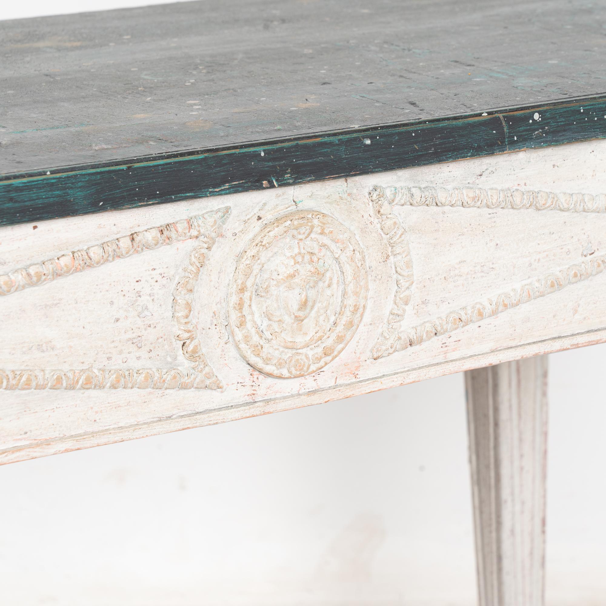 White Painted Swedish Gustavian 19th Century Side Table Console For Sale 3