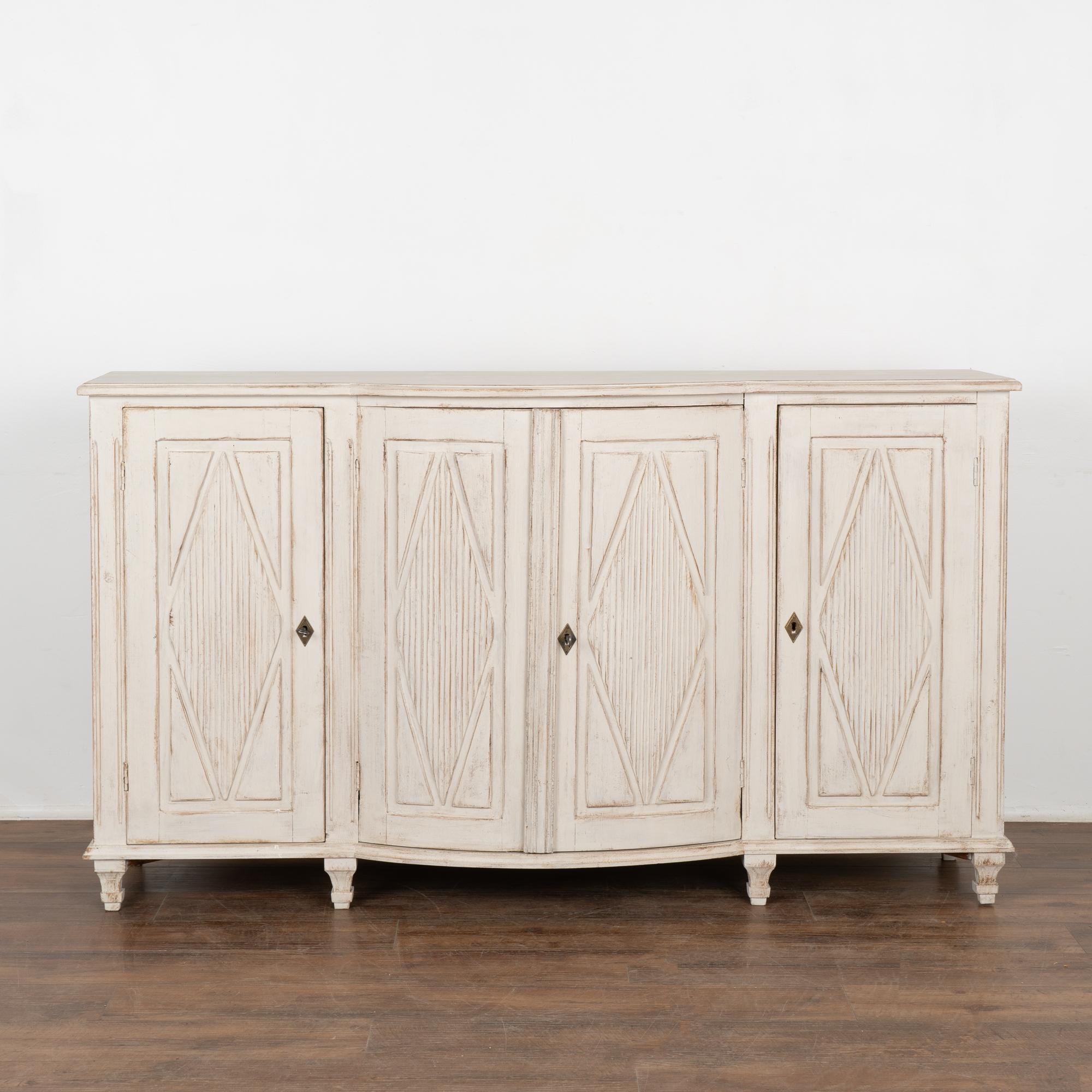 White Painted Swedish Sideboard Buffet, circa 1880 In Good Condition For Sale In Round Top, TX