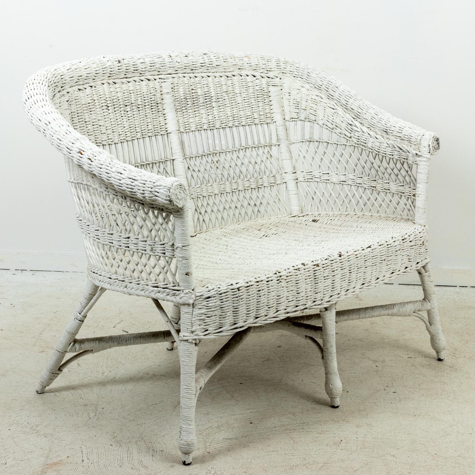 White Painted Wicker Settee For Sale 2