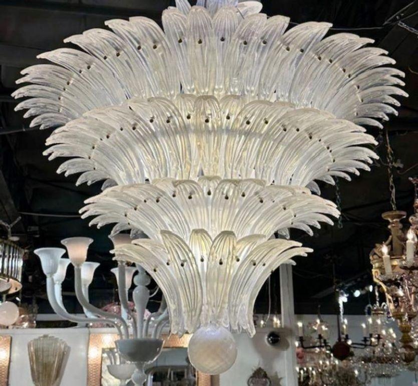 Verre de Murano Lustre en verre de Murano blanc Palmette en vente
