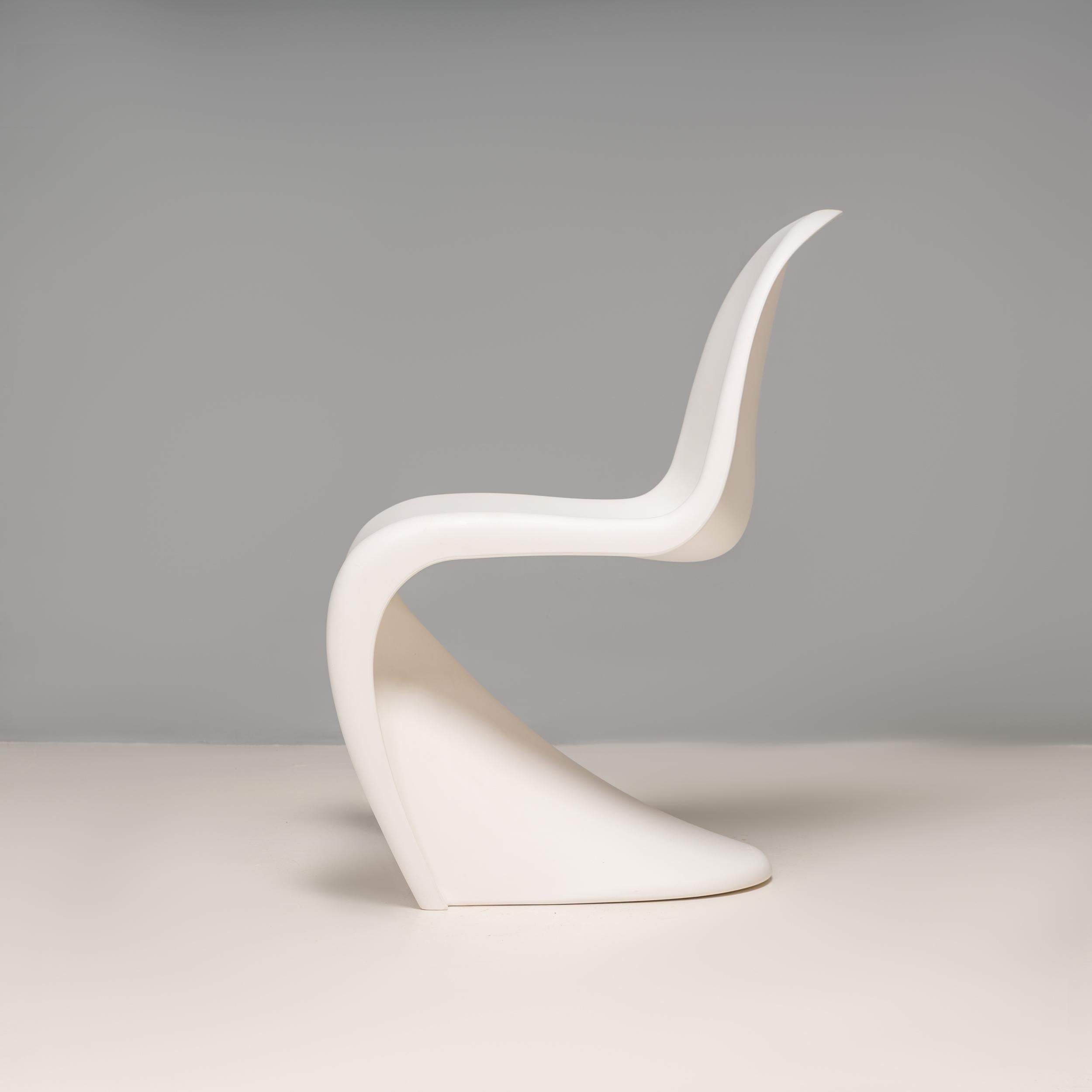 White Panton Chair by Verner Panton for Vitra In Good Condition In Basildon, London