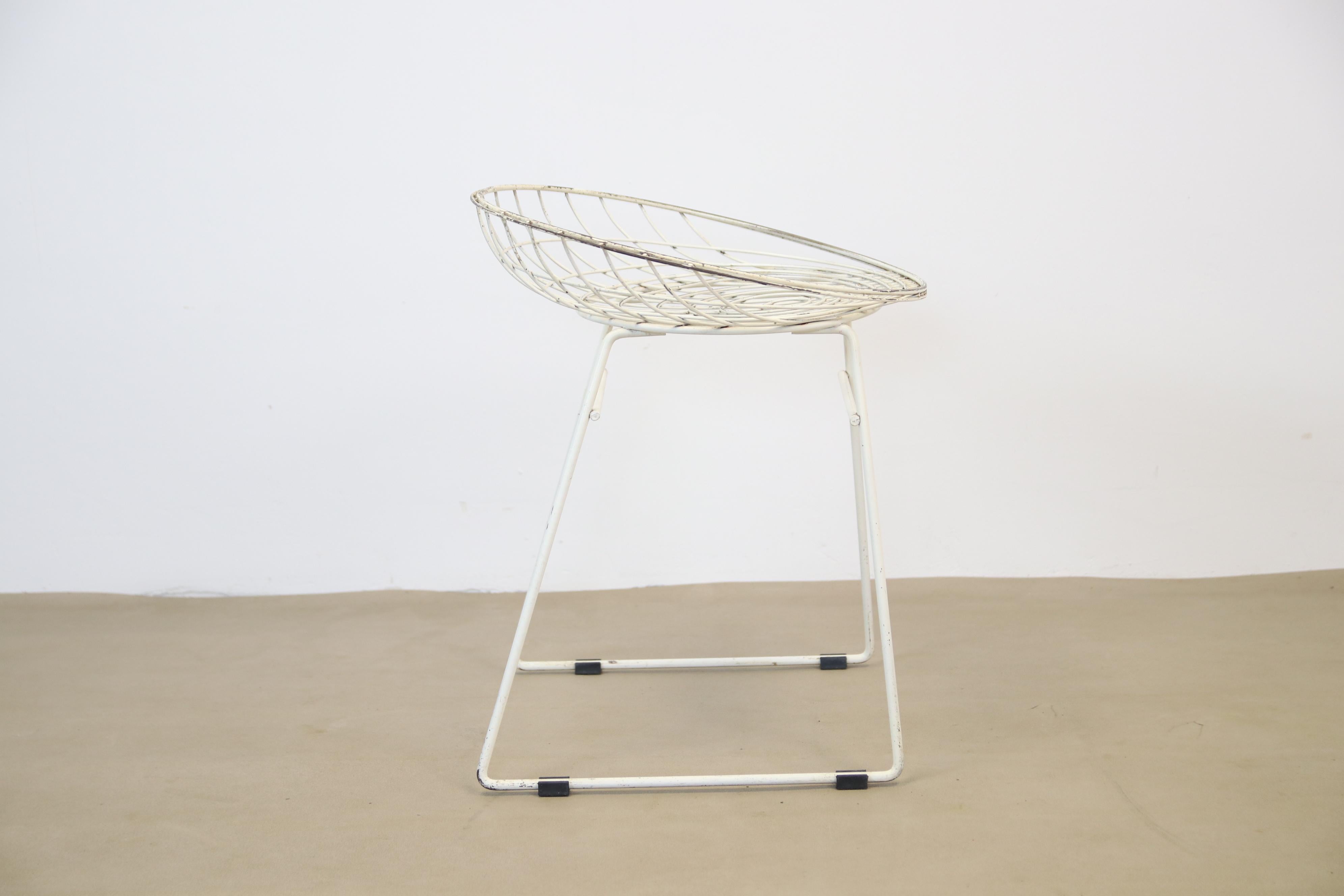 pastoe wire stool